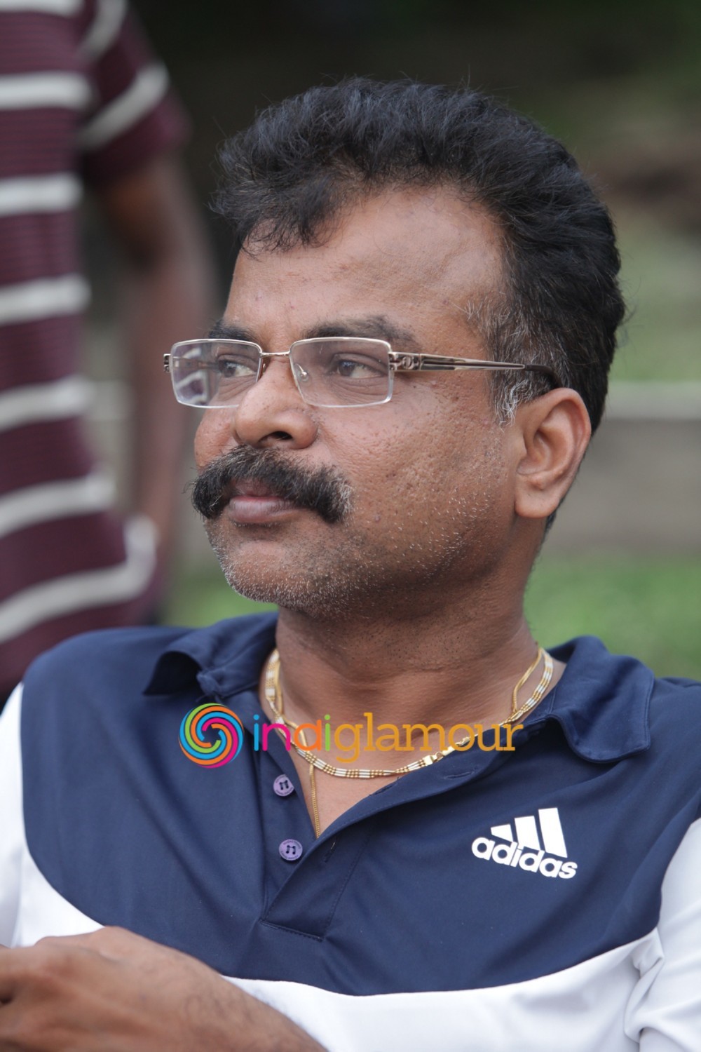 Paarkkanum Pola Irukku Movie hd photo