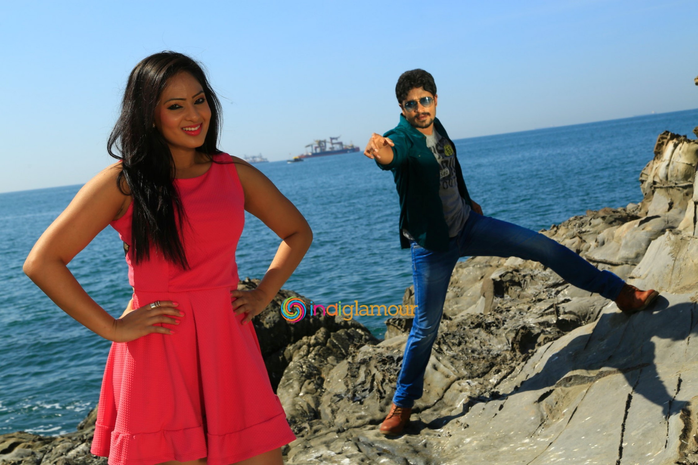 Karaiyoram Movie hd photo