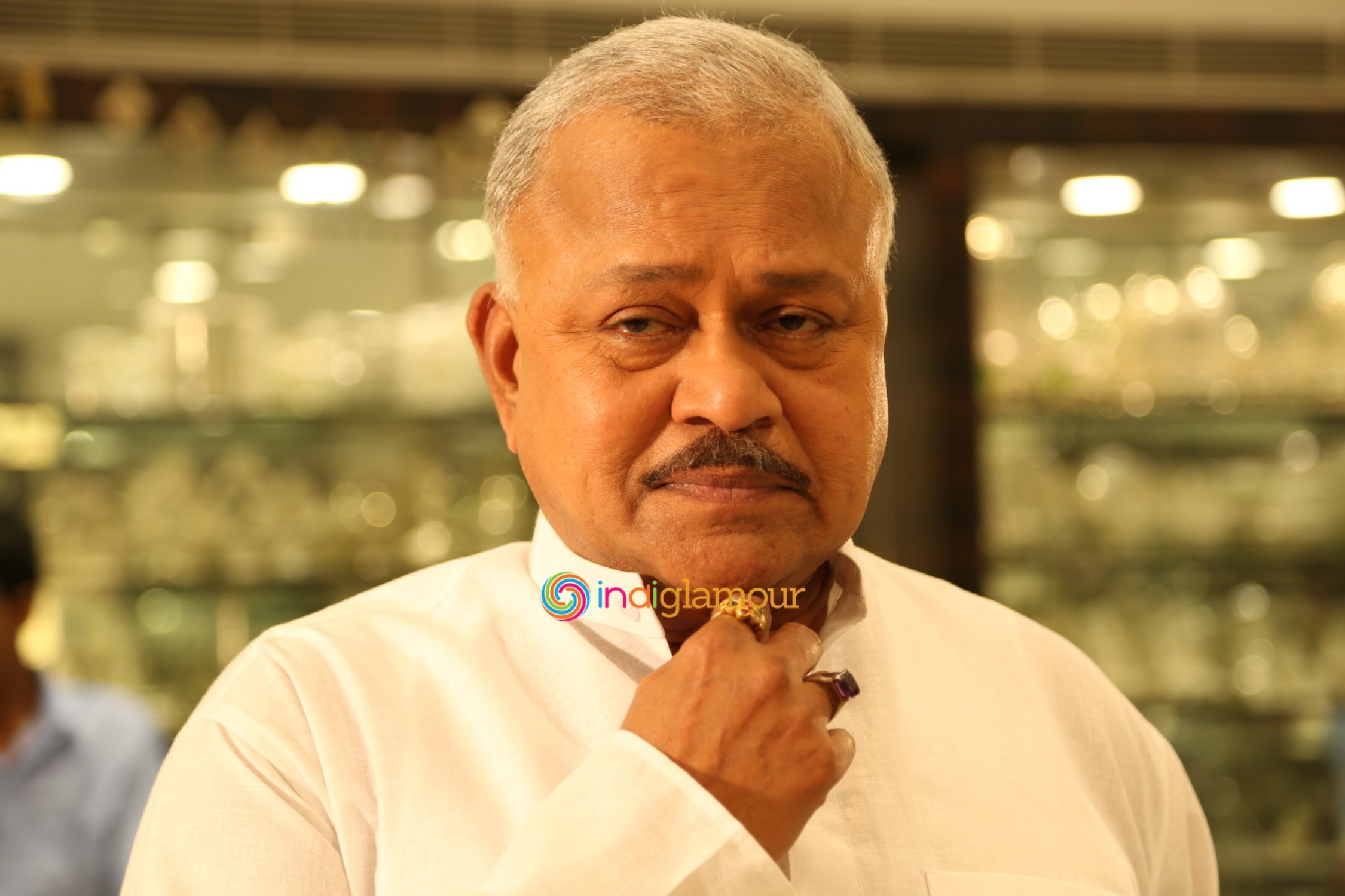 Karaiyoram Movie hd photo