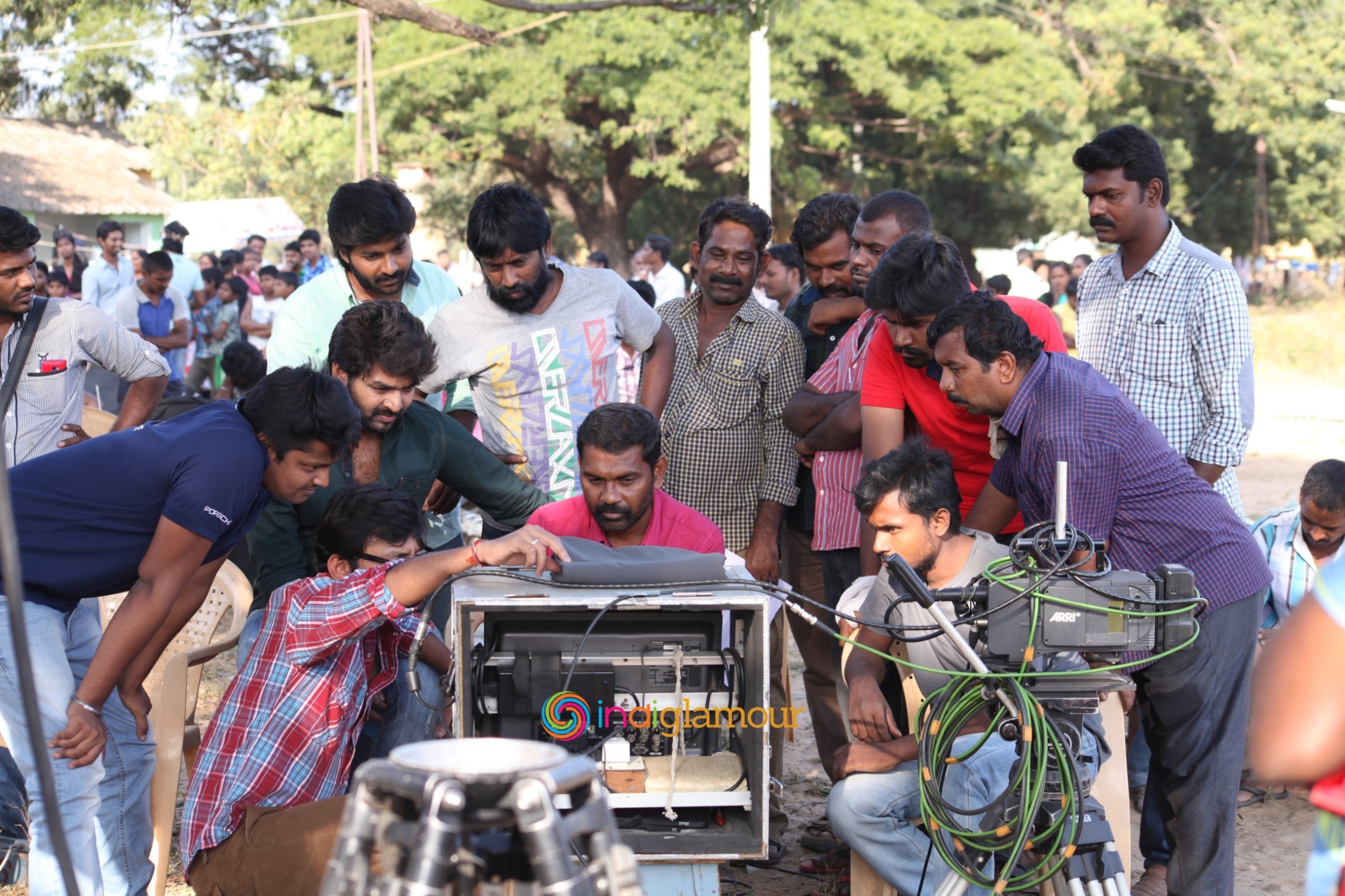 Pugazh Movie Working Stills Movie hd photo