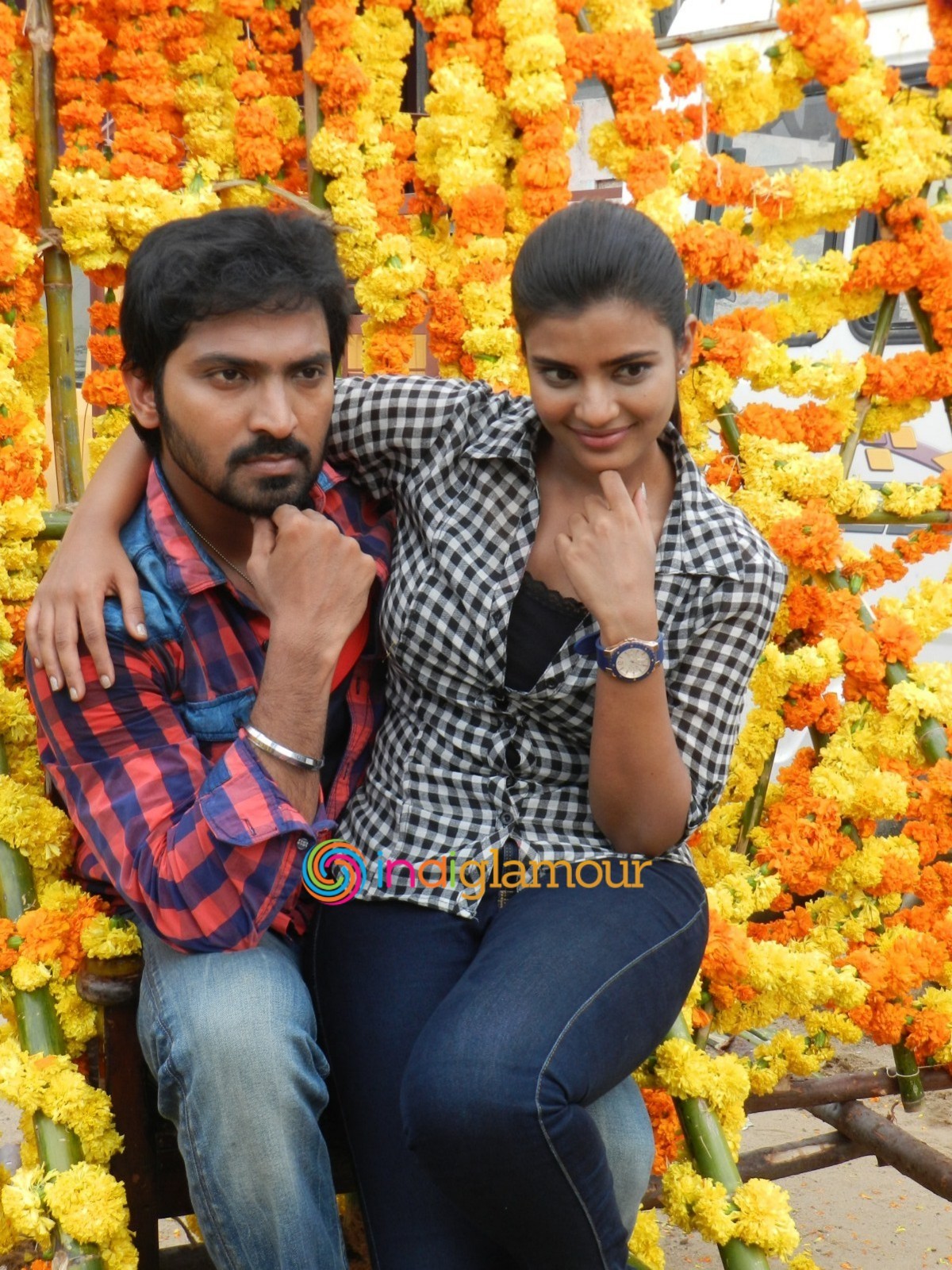 Hello Naan Peai Pesurean Movie hd photo