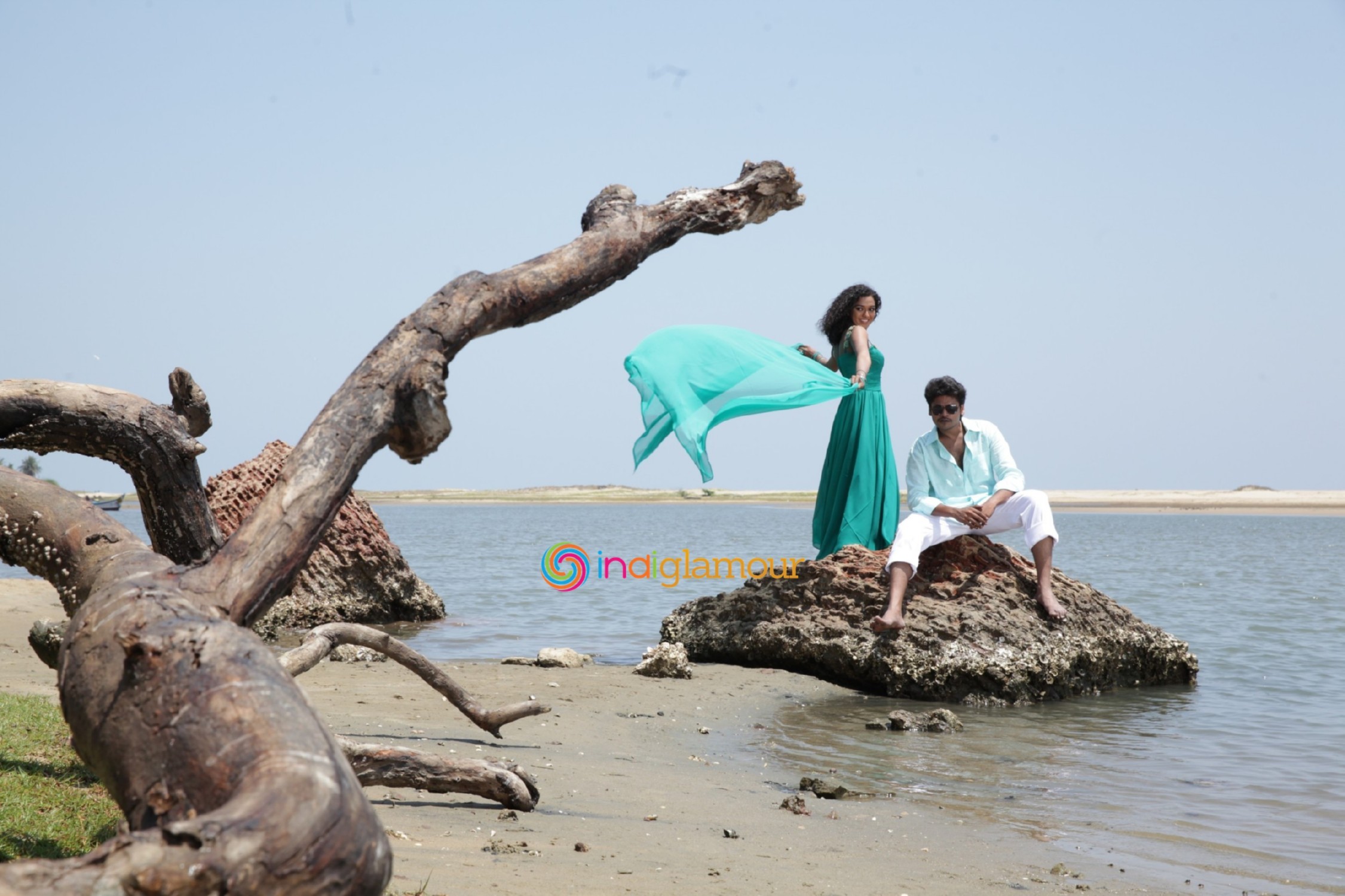 Ennul Aayiram Movie hd photo