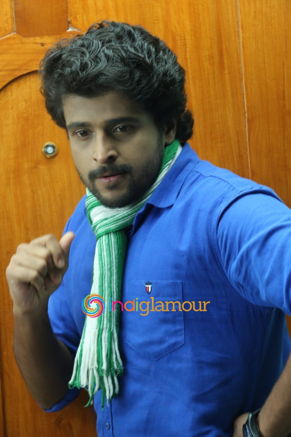 Pudhusa Naan Poranthen Movie hd photo