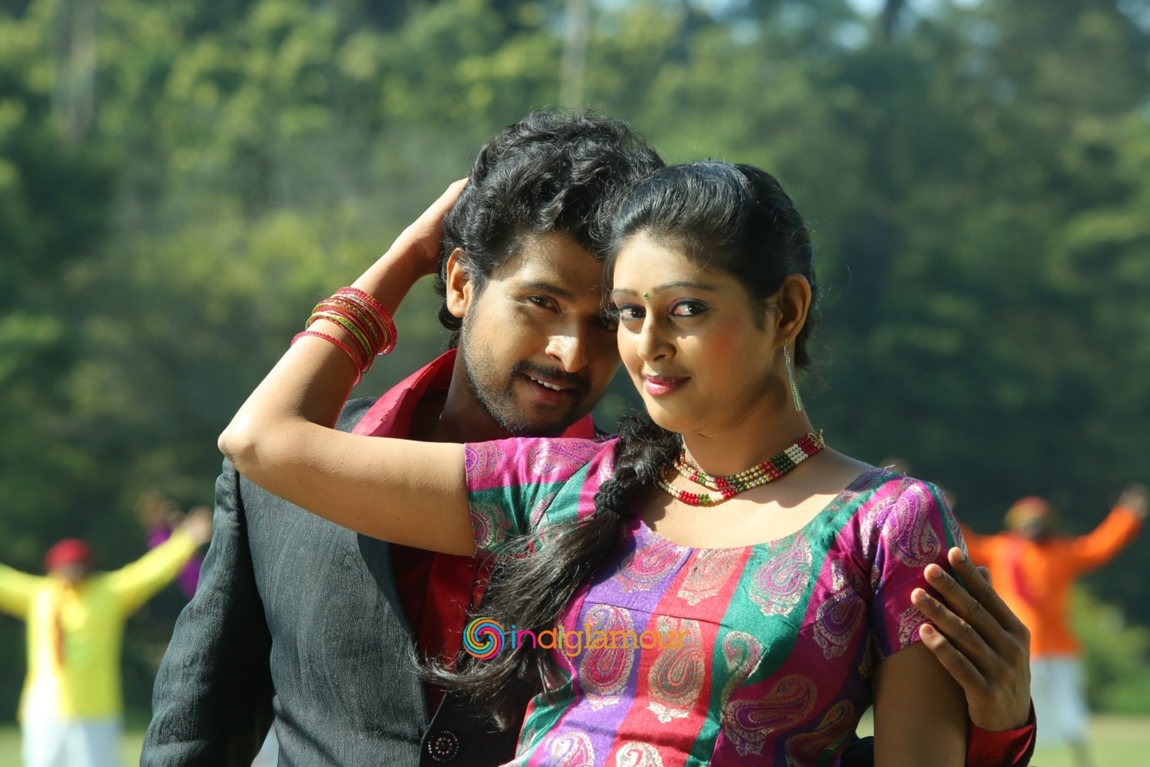 Pudhusa Naan Poranthen Movie hd photo