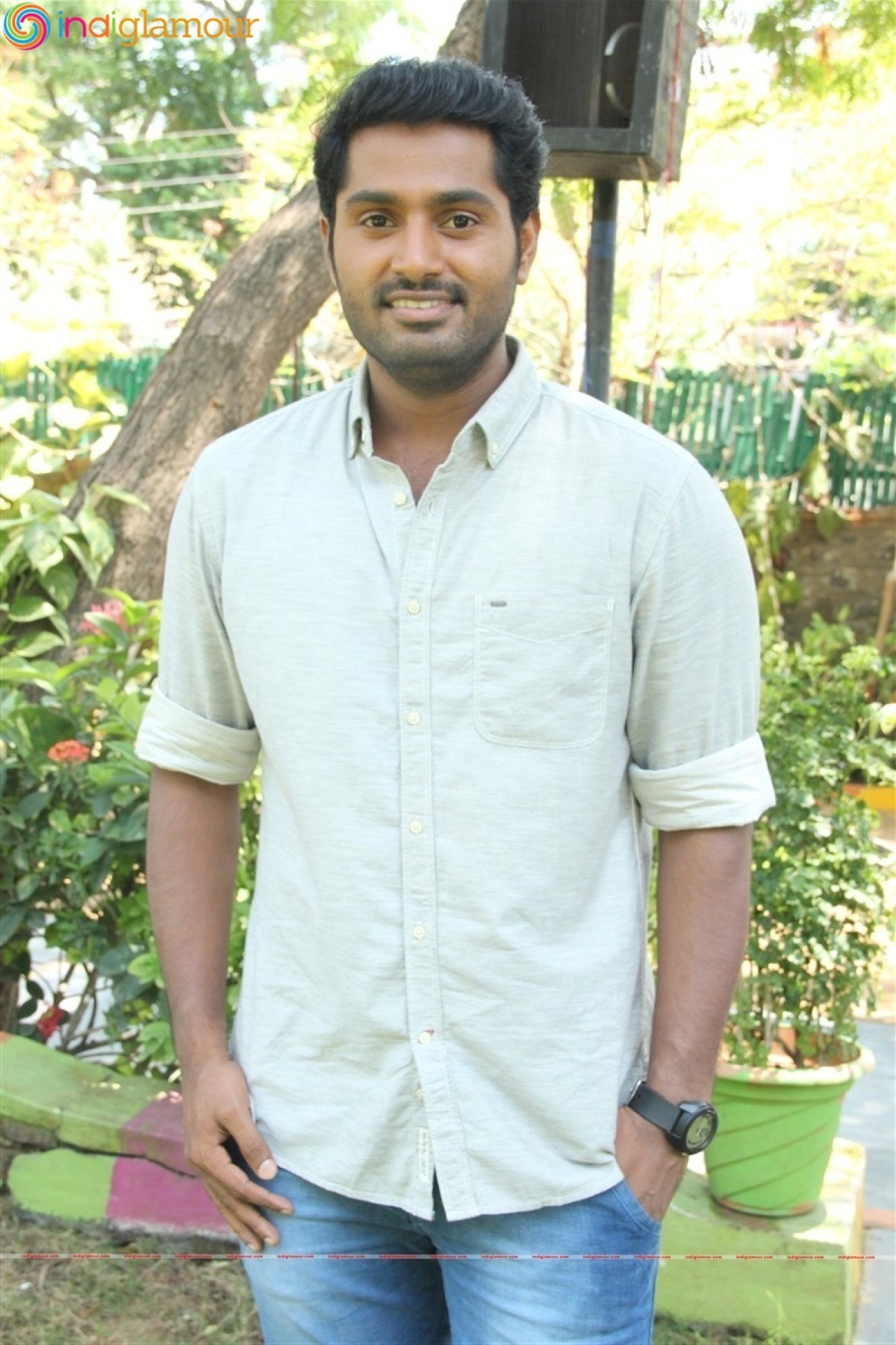 Marainthirunthu Paarkkum Marmamenna Shooting Spot Photos Movie hd photo
