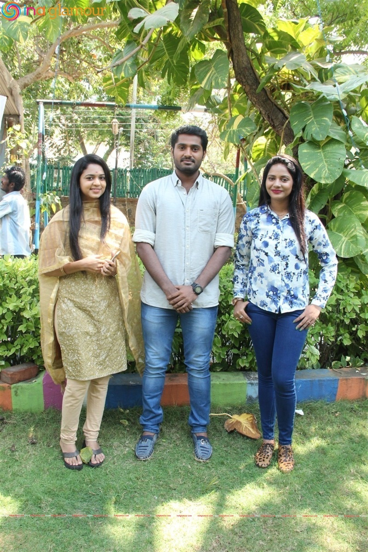 Marainthirunthu Paarkkum Marmamenna Shooting Spot Photos Movie hd photo