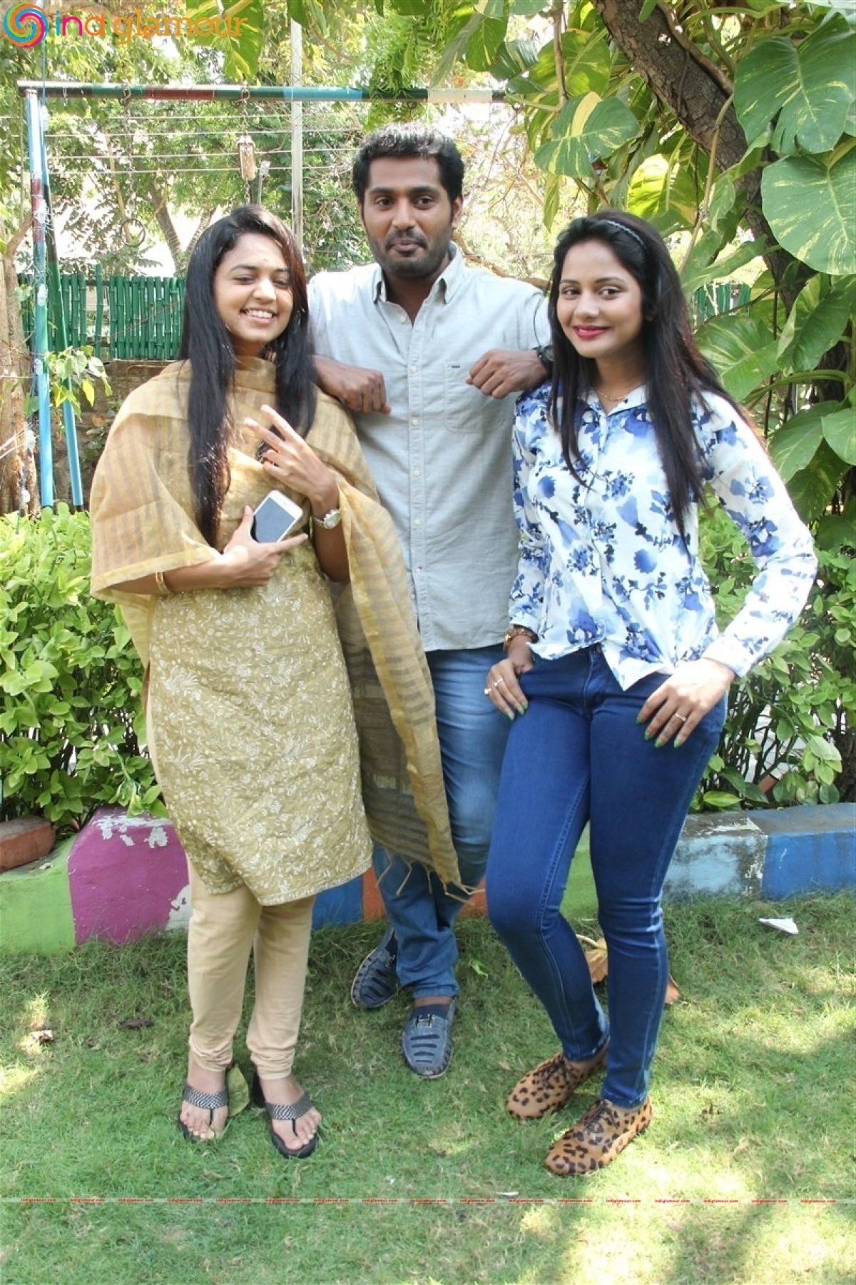 Marainthirunthu Paarkkum Marmamenna Shooting Spot Photos Movie hd photo