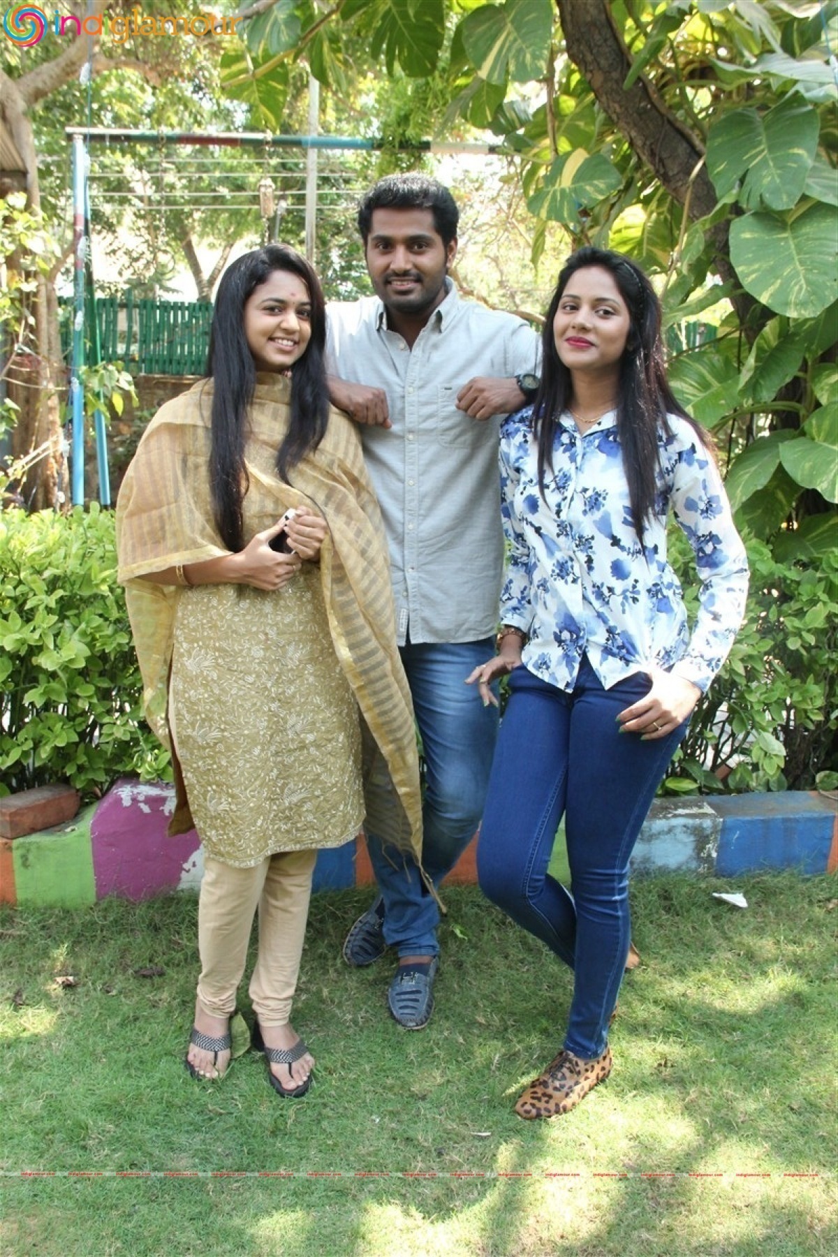 Marainthirunthu Paarkkum Marmamenna Shooting Spot Photos Movie hd photo