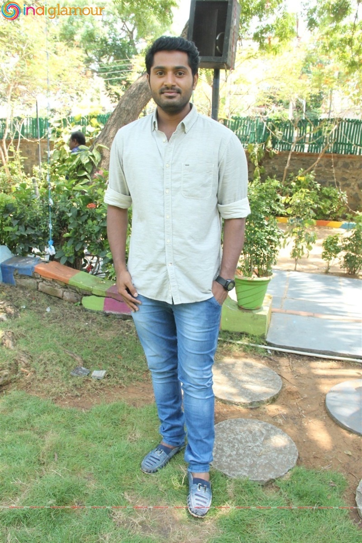 Marainthirunthu Paarkkum Marmamenna Shooting Spot Photos Movie hd photo