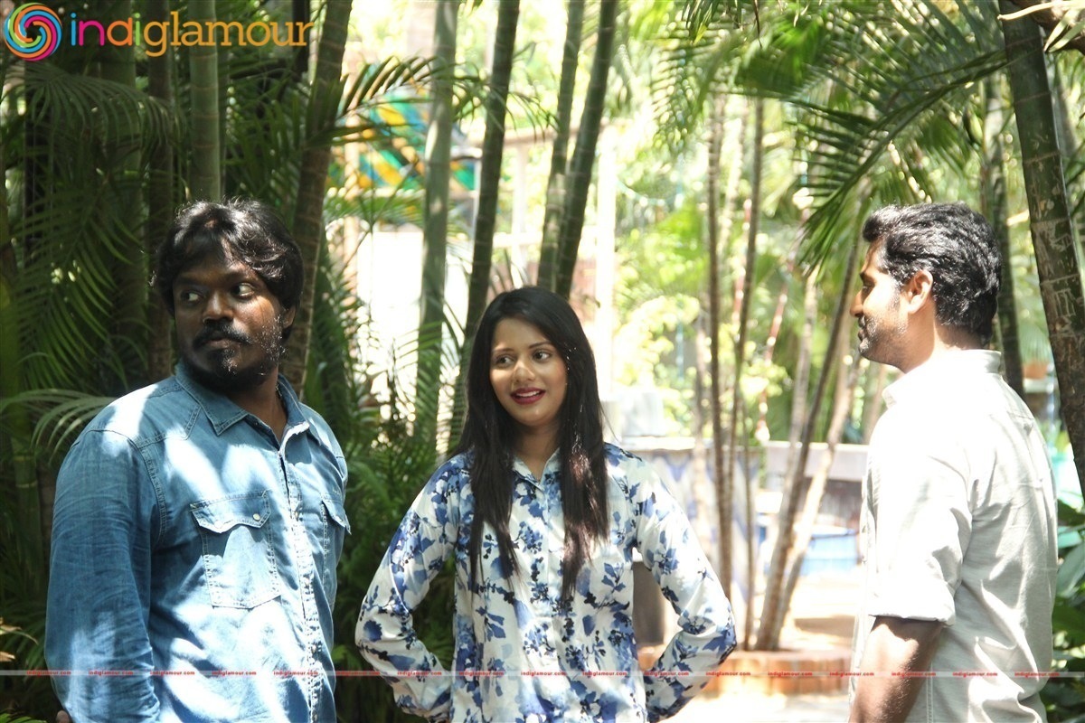 Marainthirunthu Paarkkum Marmamenna Shooting Spot Photos Movie hd photo