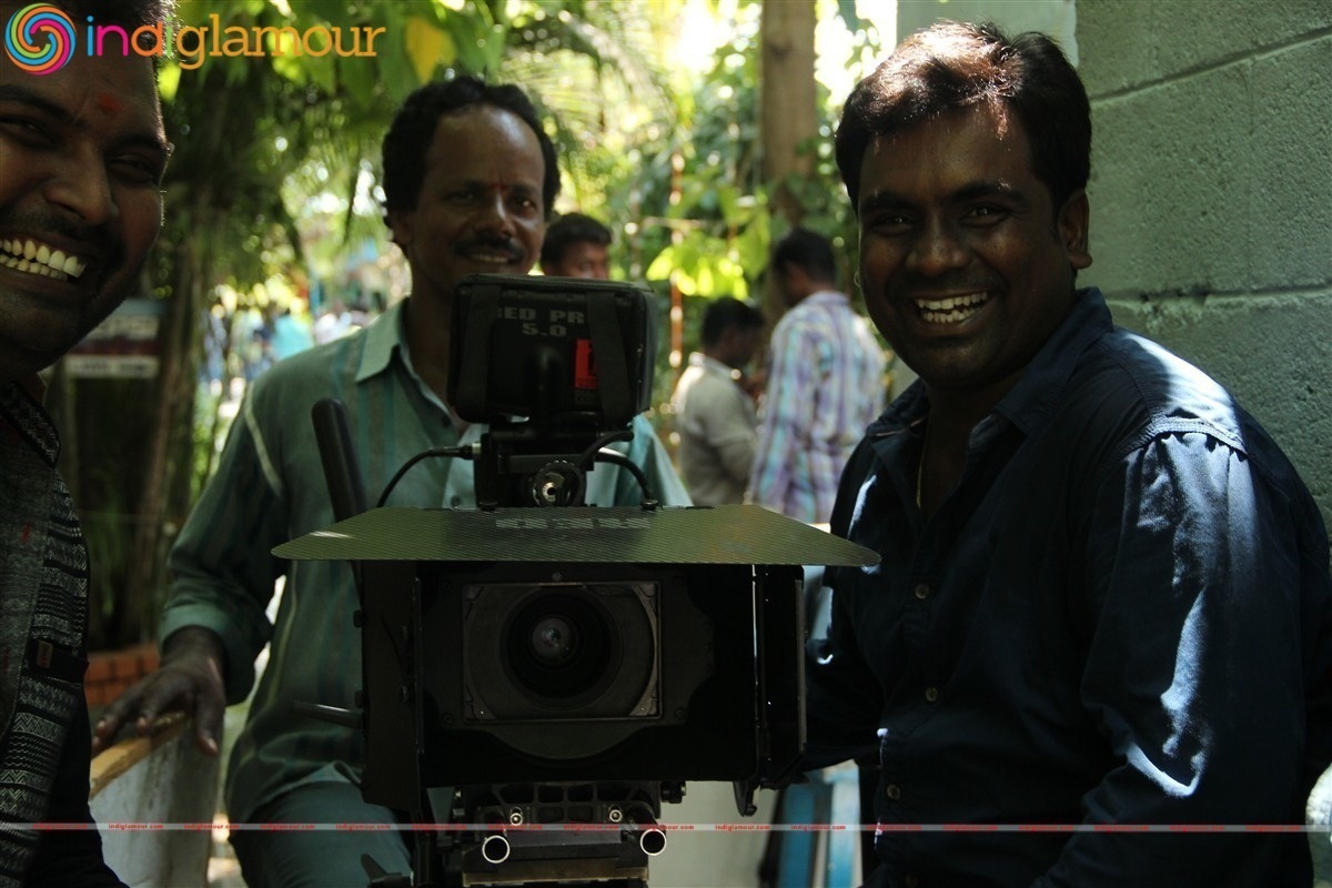 Marainthirunthu Paarkkum Marmamenna Shooting Spot Photos Movie hd photo