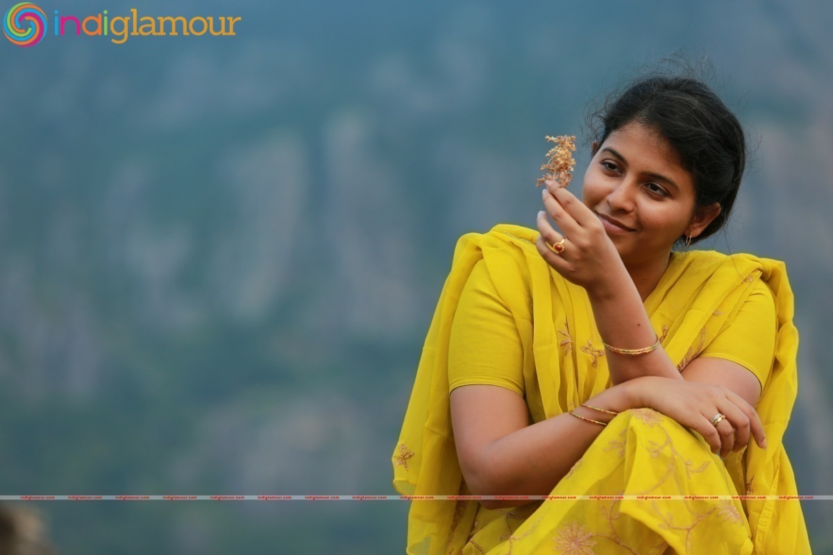 Iraivi Movie hd photo