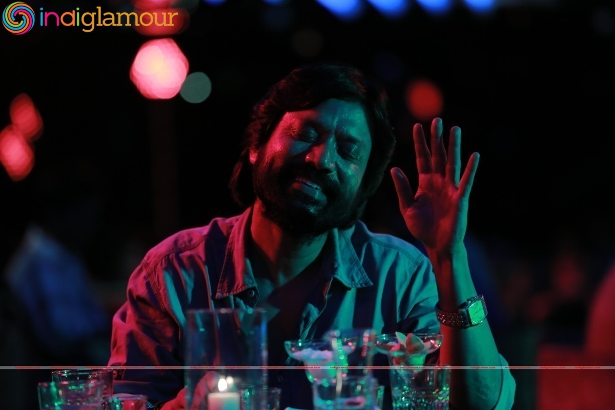 Iraivi Movie hd photo