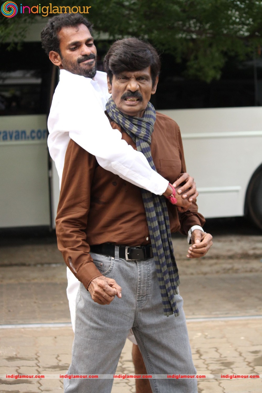 Enakku Veru Engum Kilaigal Kidaiyathu Movie hd photo