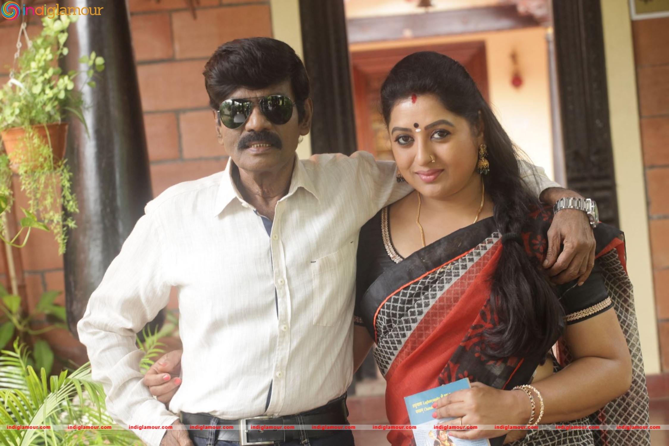 Enakku Veru Engum Kilaigal Kidaiyathu Movie hd photo