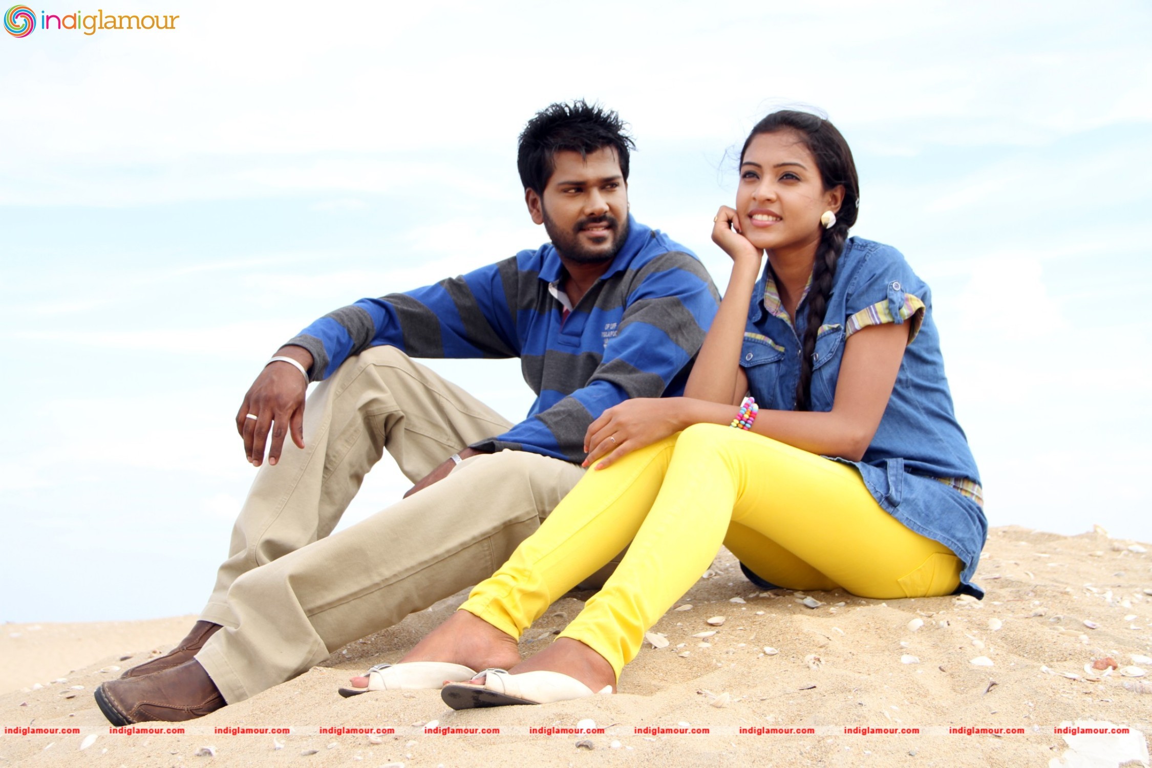 Kandaen Kaathal Kondaen Movie hd photo