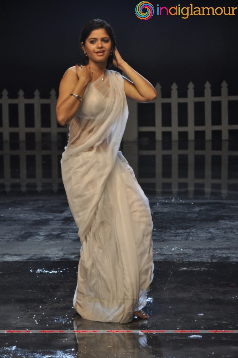 Uyirukku Uyiraga Movie Movie hd photo