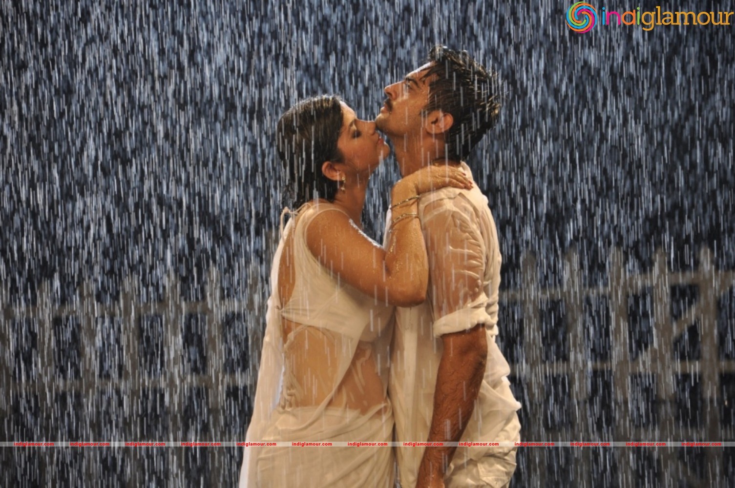 Uyirukku Uyiraga Movie Movie hd photo