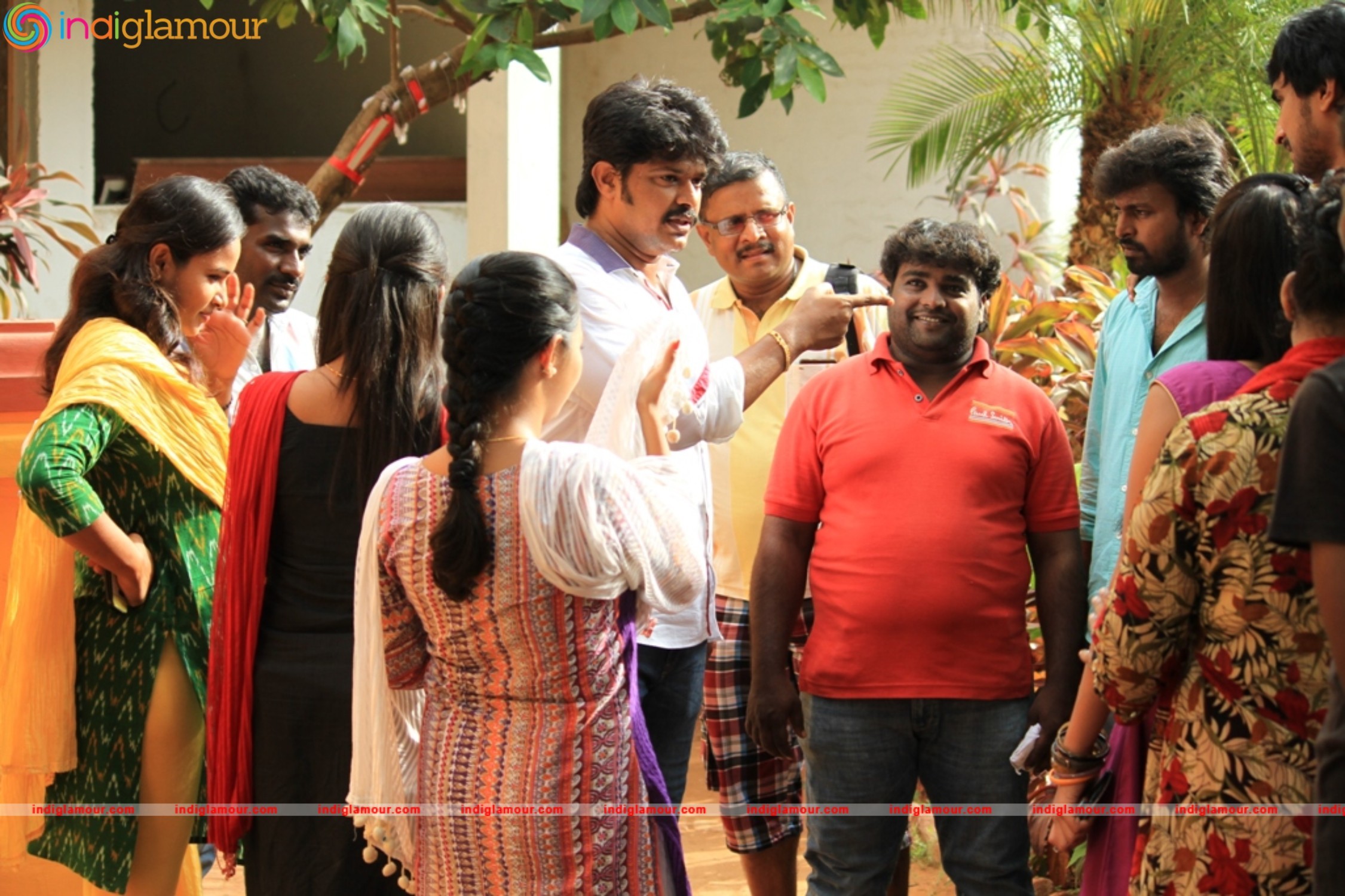 Munnoodi Film Working Stills Movie hd photo