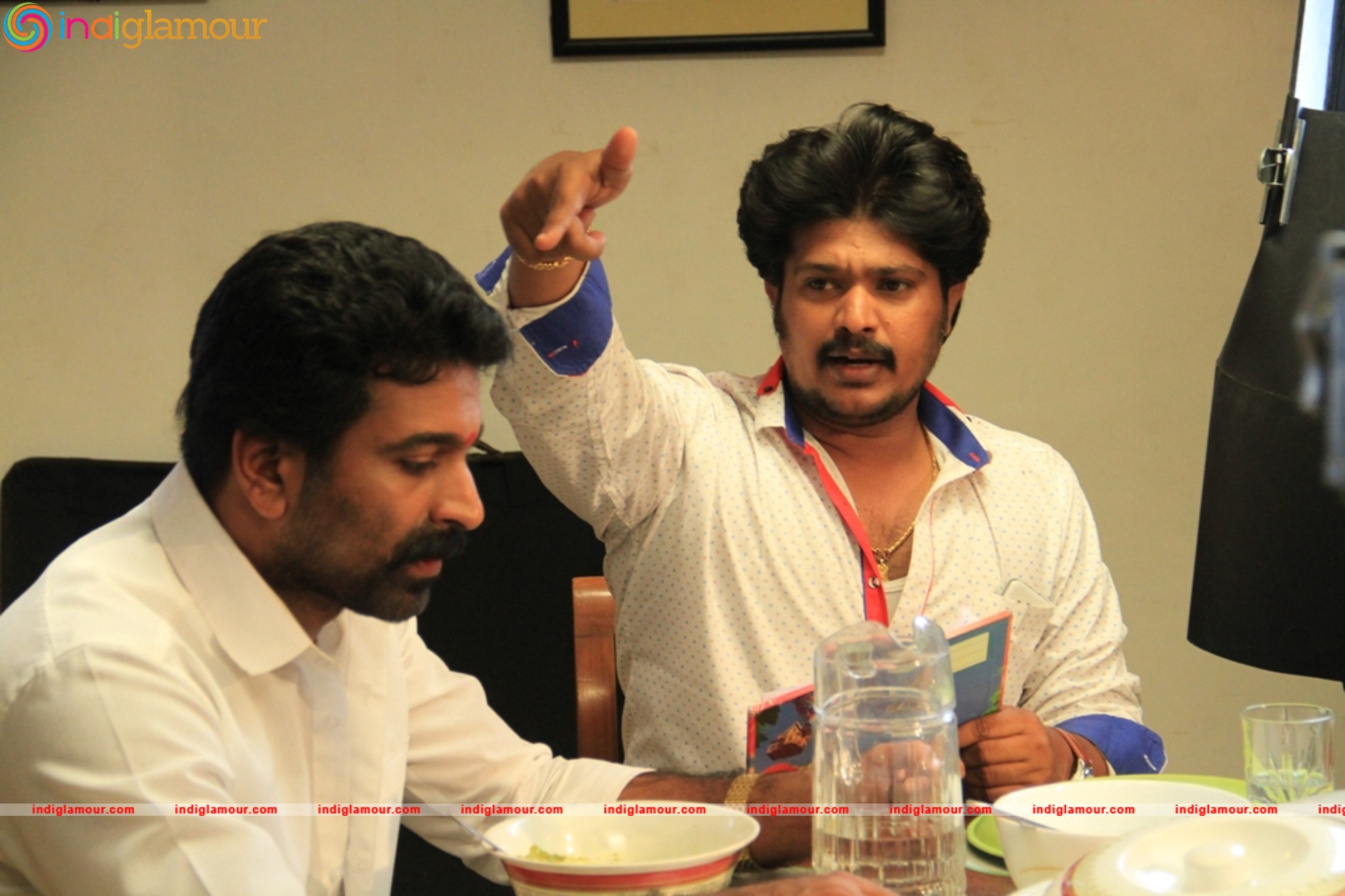 Munnoodi Film Working Stills Movie hd photo