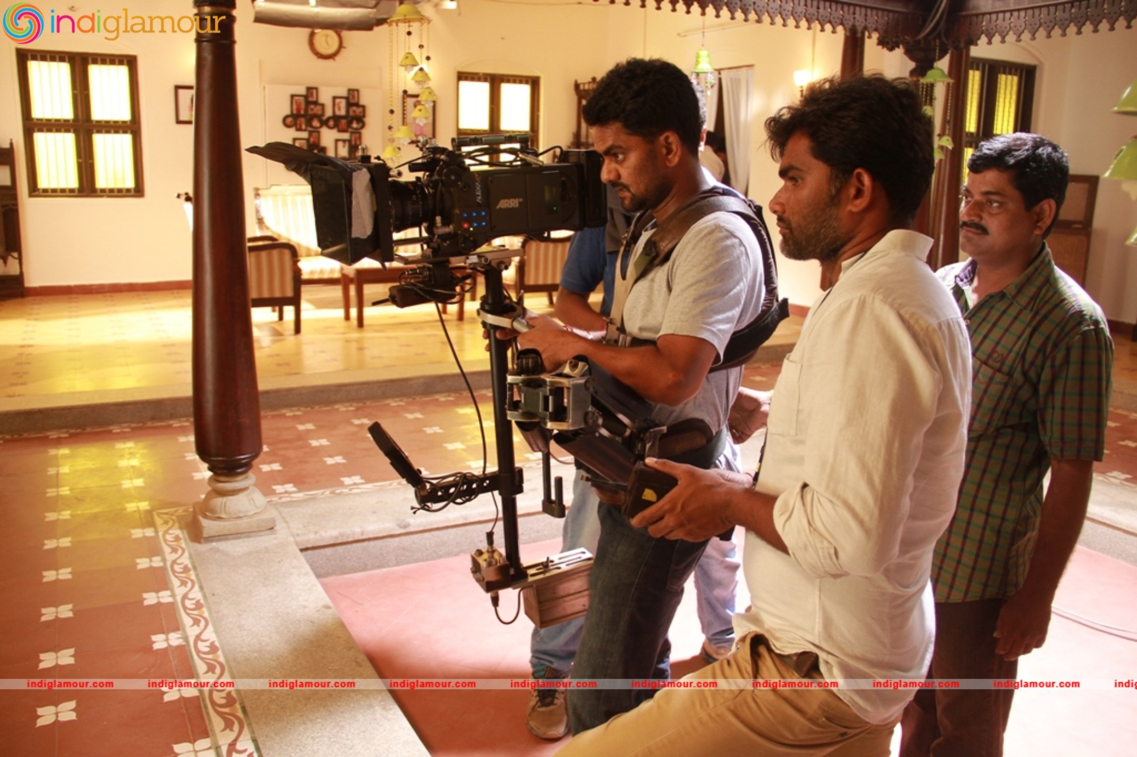 Munnoodi Film Working Stills Movie hd photo