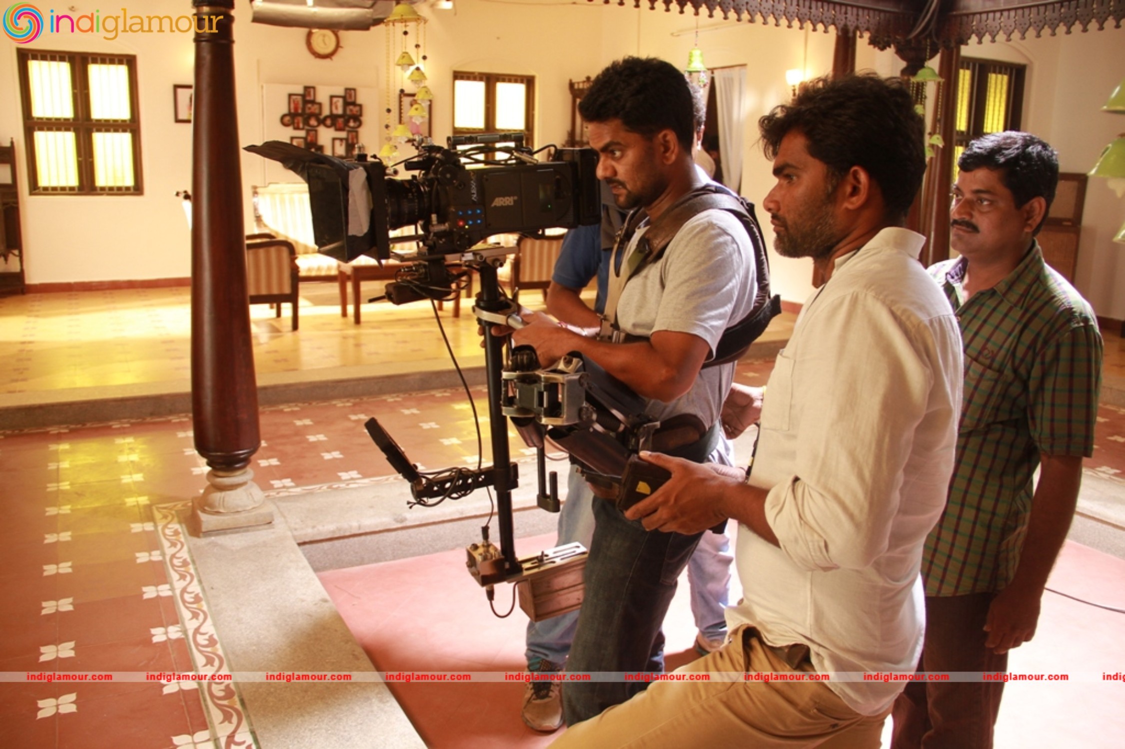 Munnoodi Film Working Stills Movie hd photo