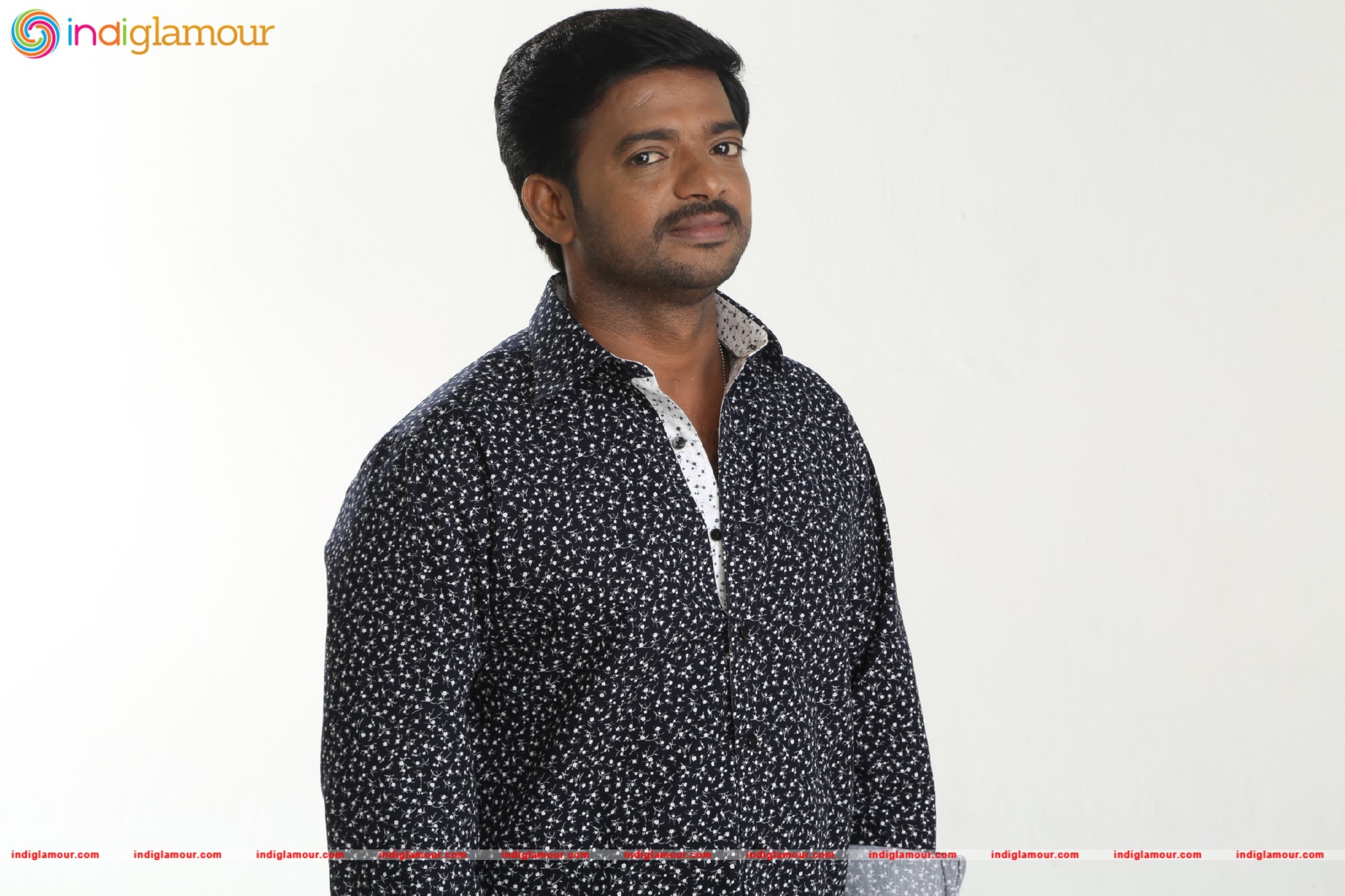 9 to 10 (Onbathula Irunthu Paththu Varai) Movie hd photo