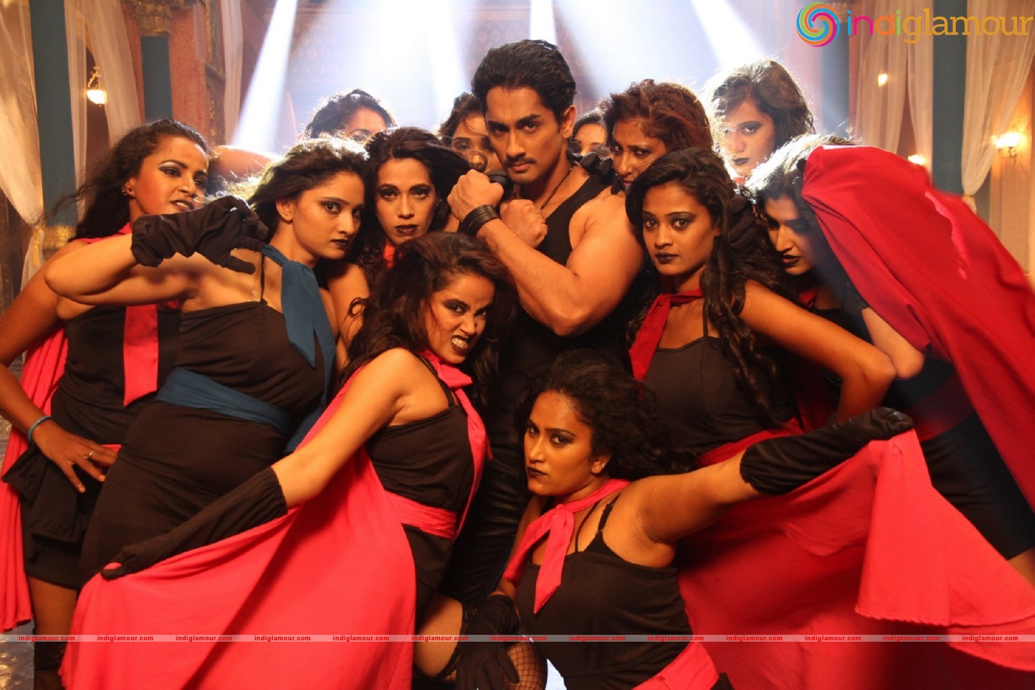 Aranmanai 2 Movie hd photo