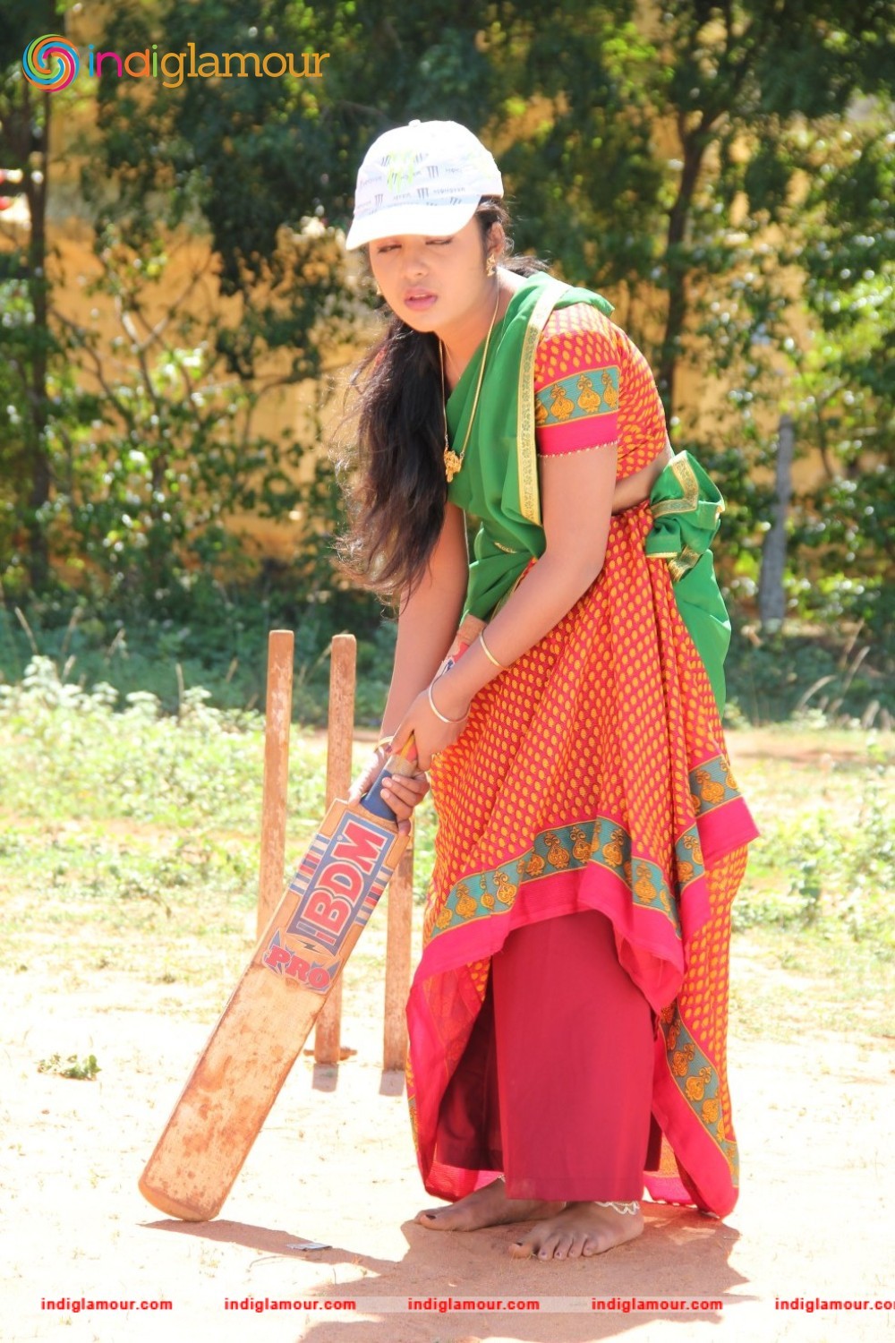 Oru Kanavu Pola Movie hd photo