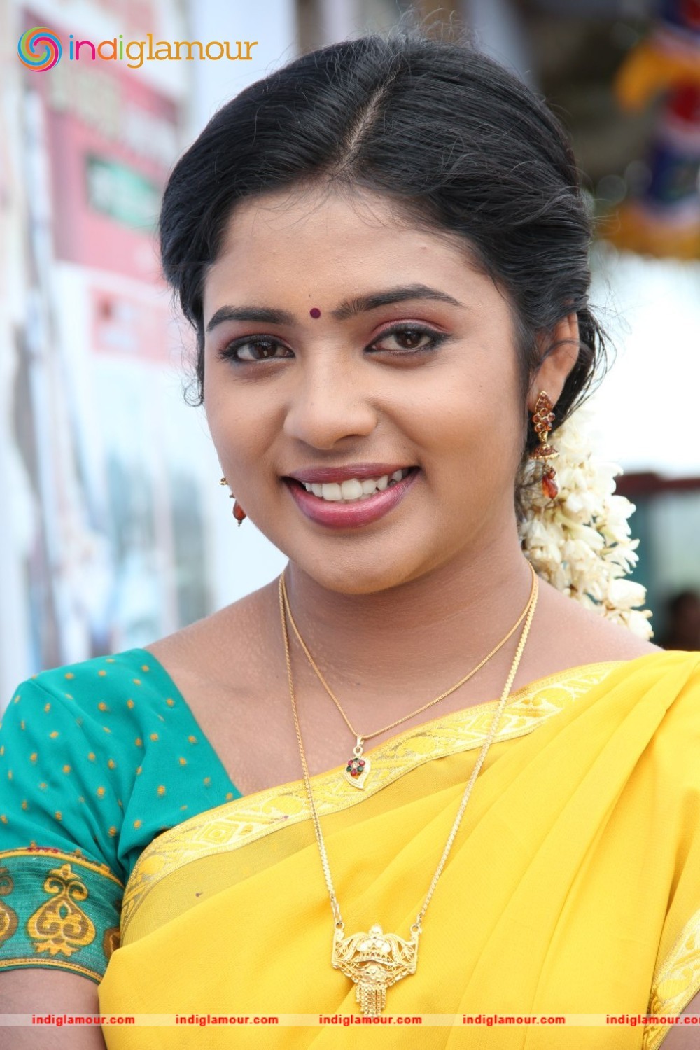 Oru Kanavu Pola Movie hd photo