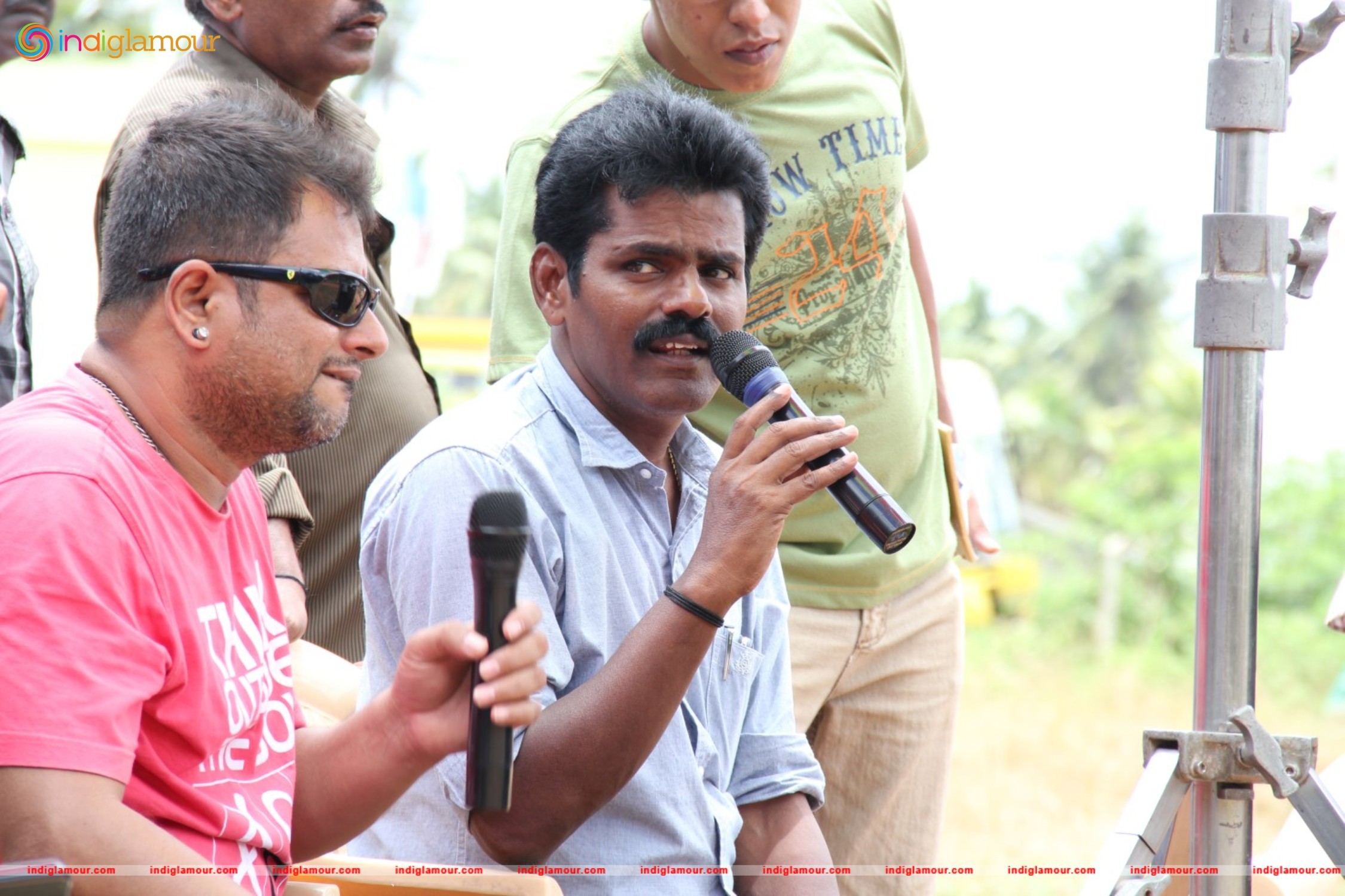 Oru Kanavu Pola Movie hd photo