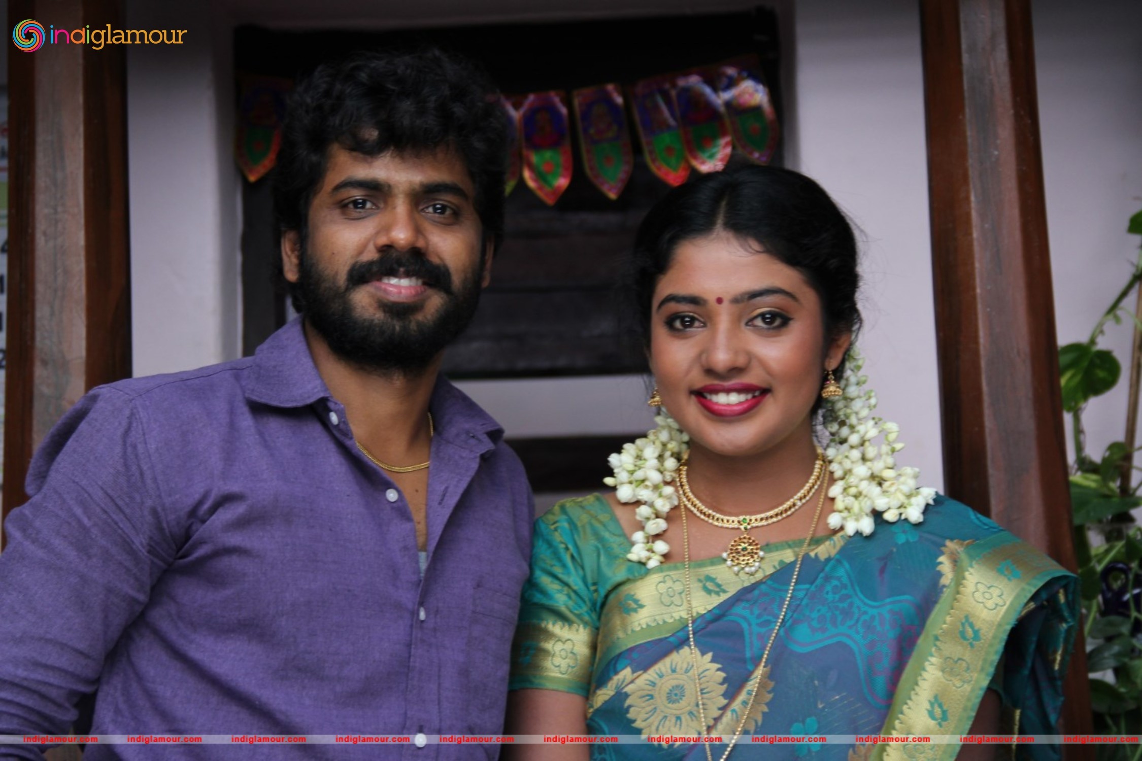 Oru Kanavu Pola Movie hd photo