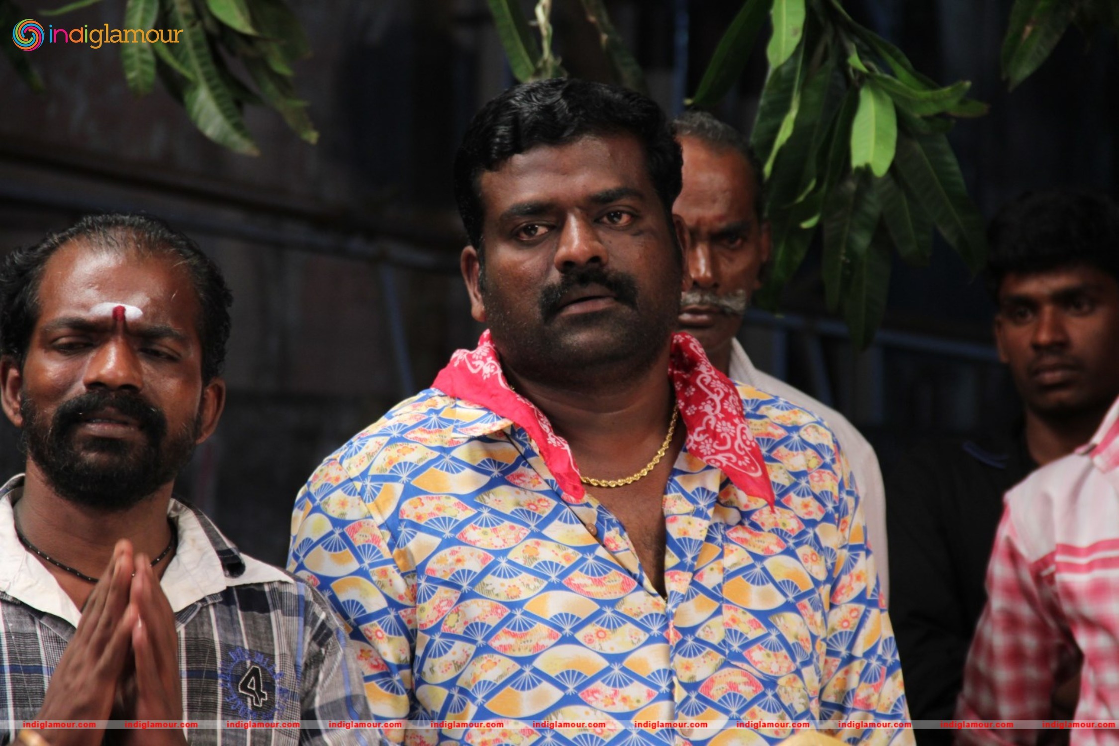 Oru Kanavu Pola Movie hd photo