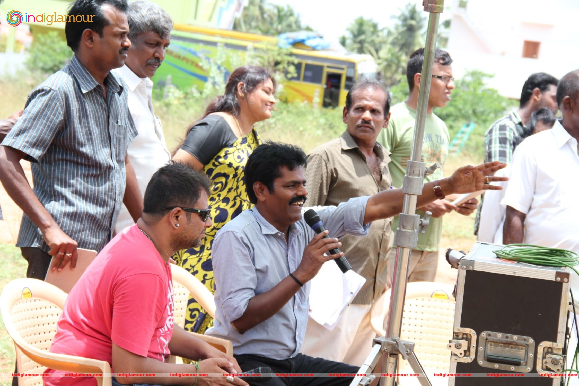 Oru Kanavu Pola Movie hd photo