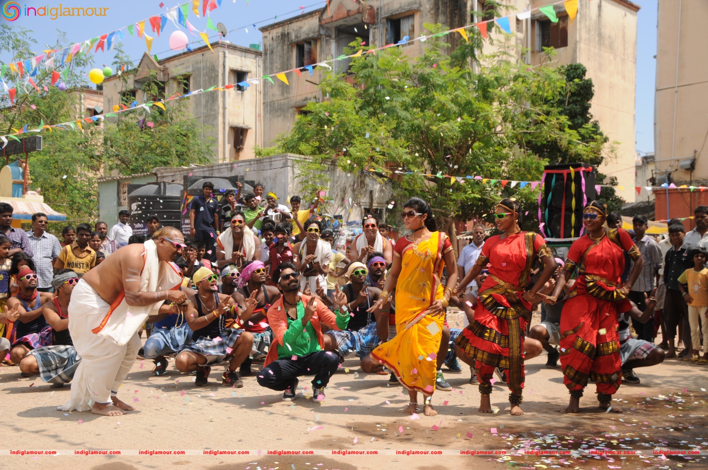 Atti Movie hd photo