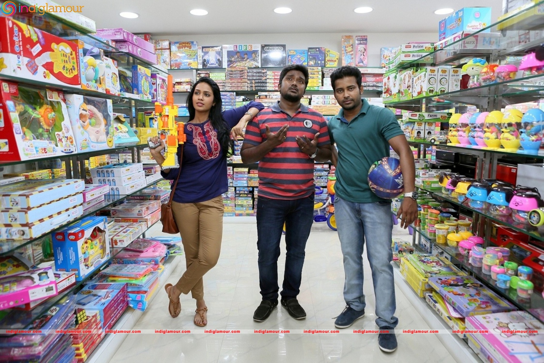 Oru Naal Koothu Movie hd photo
