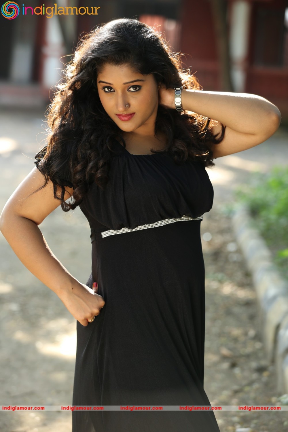 Onbathilirundhu Pathu Varai Movie hd photo