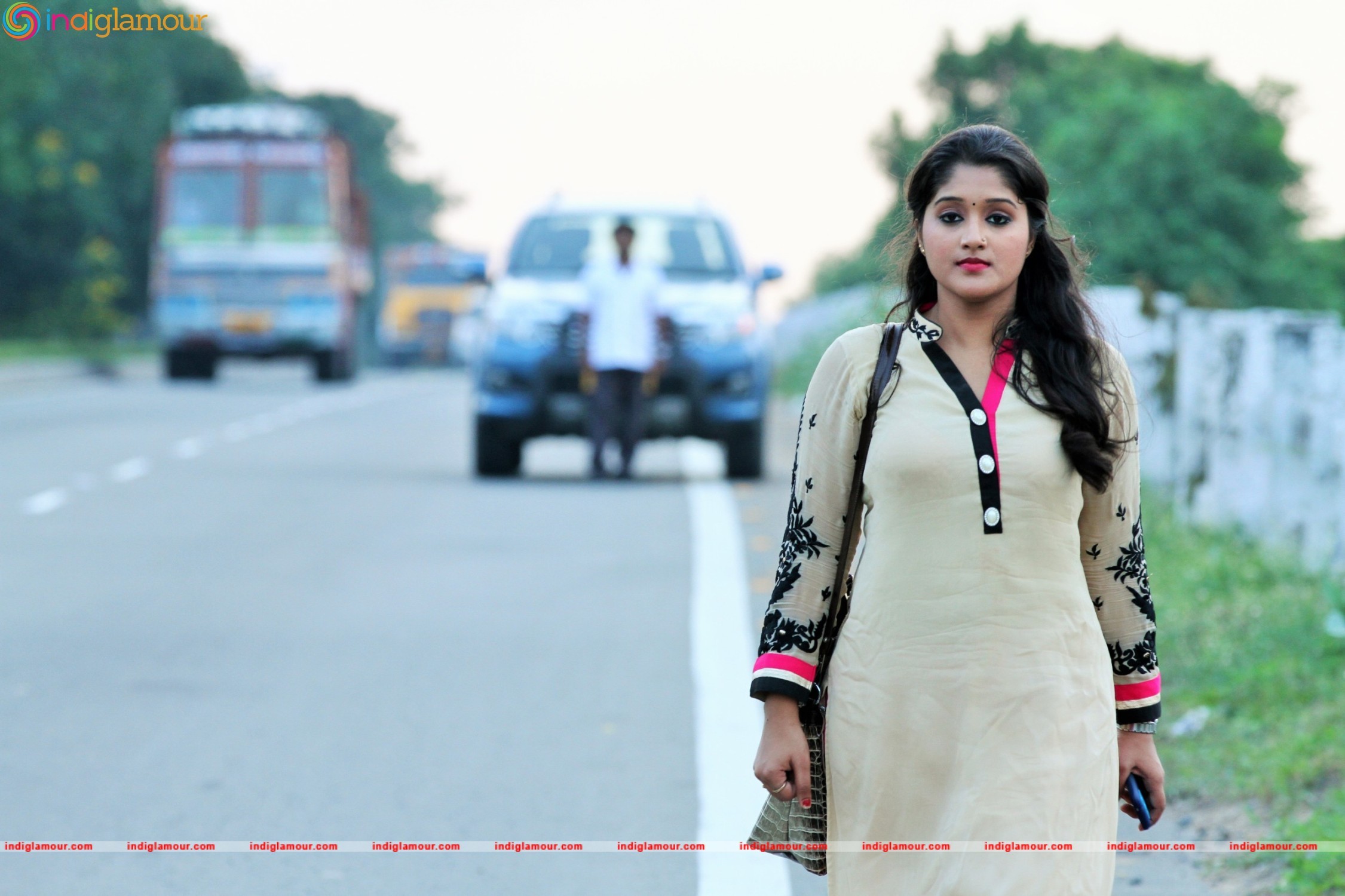 Onbathilirundhu Pathu Varai Movie hd photo
