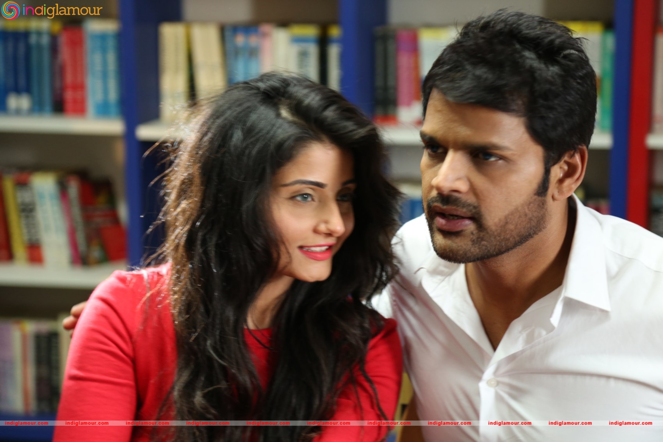 Oru Melliya Kodu Movie hd photo