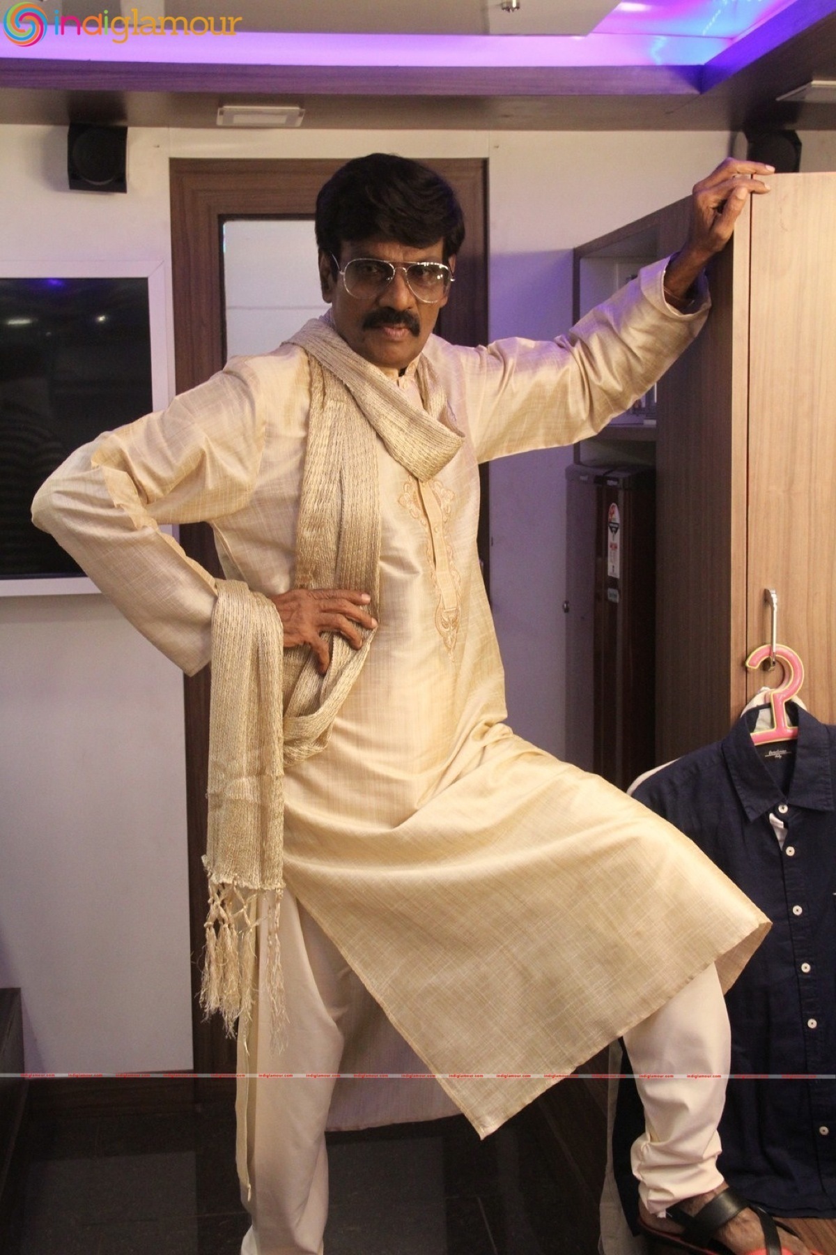 Enakku Veru Engum Kilaigal Kidaiyathu Movie hd photo