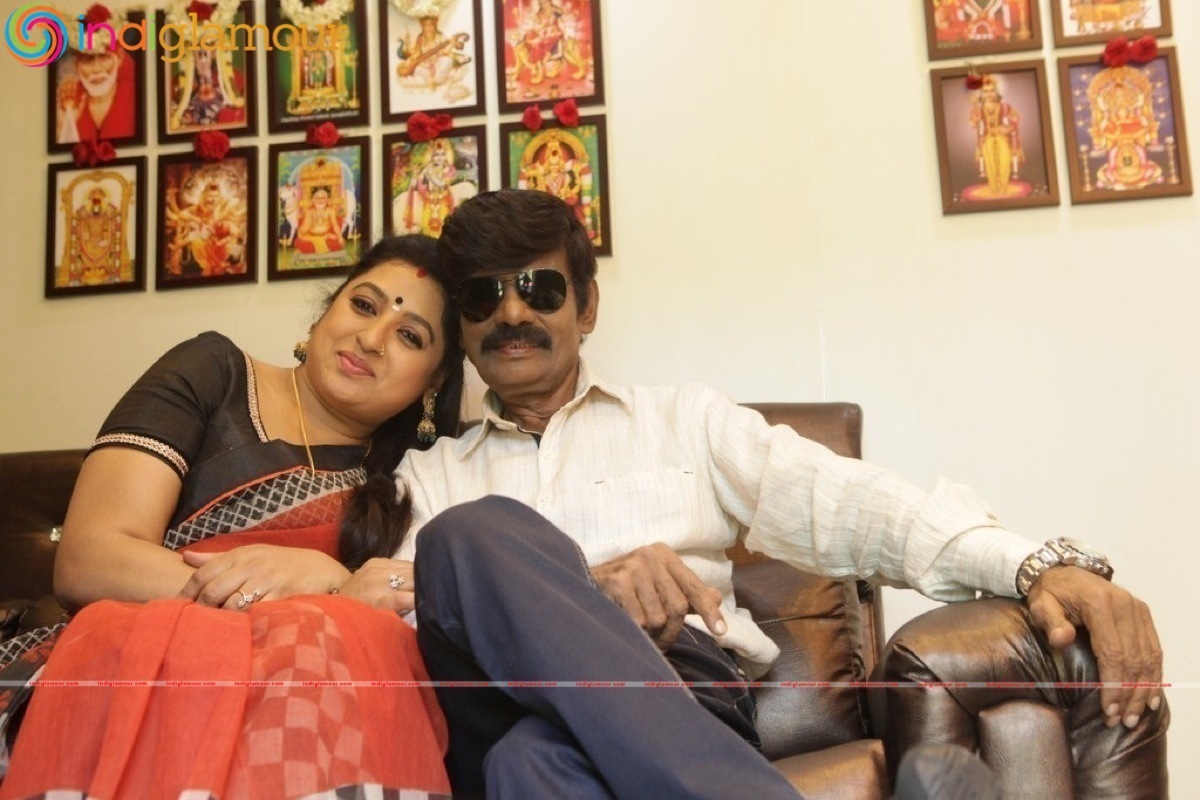 Enakku Veru Engum Kilaigal Kidaiyathu Movie hd photo