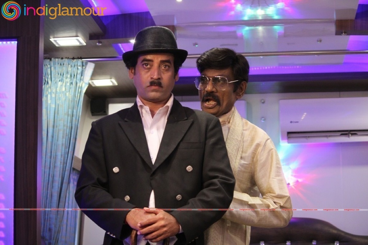 Enakku Veru Engum Kilaigal Kidaiyathu Movie hd photo
