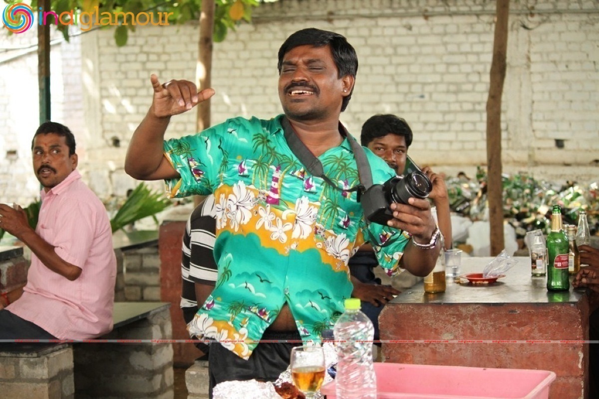 Enakku Veru Engum Kilaigal Kidaiyathu Movie hd photo