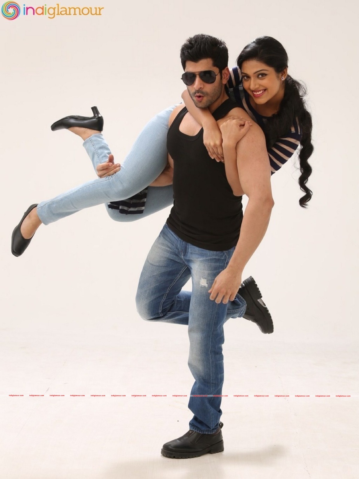 Rajavin Paarvai Raniyin Pakkam Movie hd photo