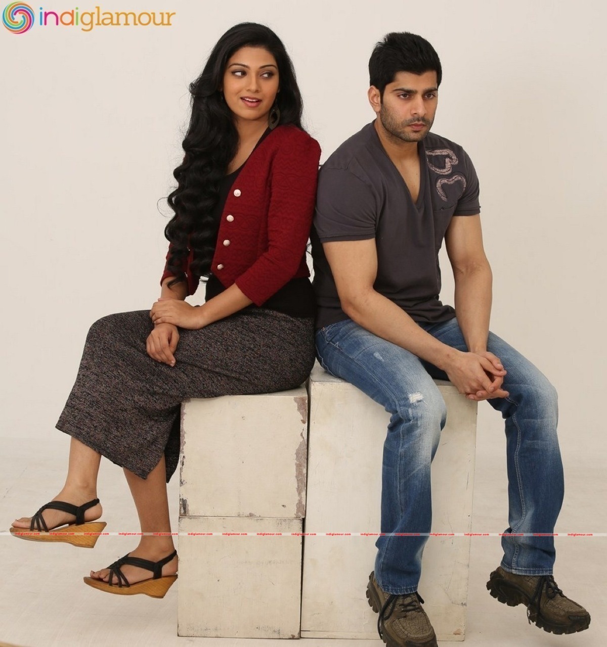 Rajavin Paarvai Raniyin Pakkam Movie hd photo