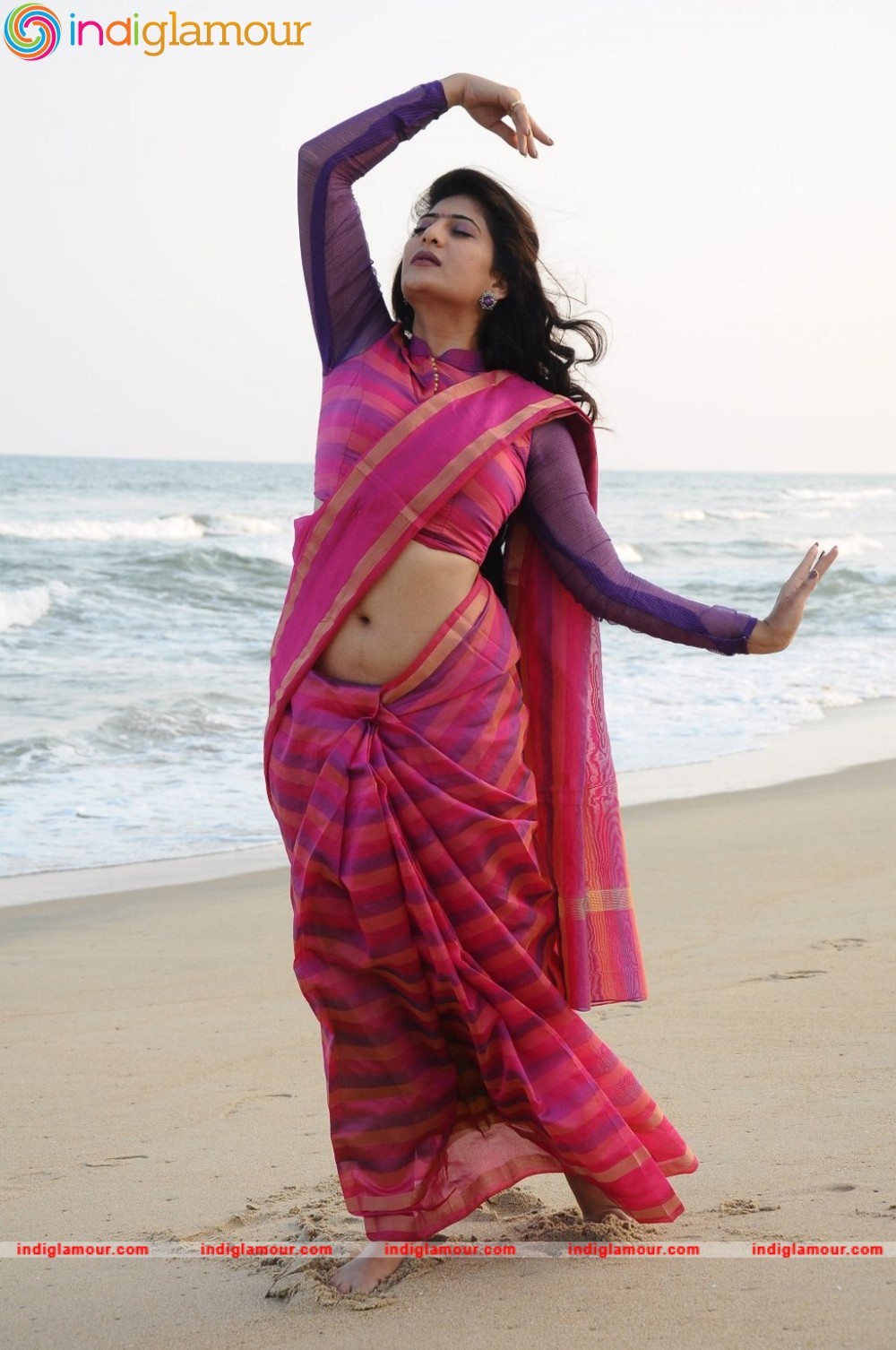 Nee Enna Maayam Seithai Movie Stills Movie hd photo