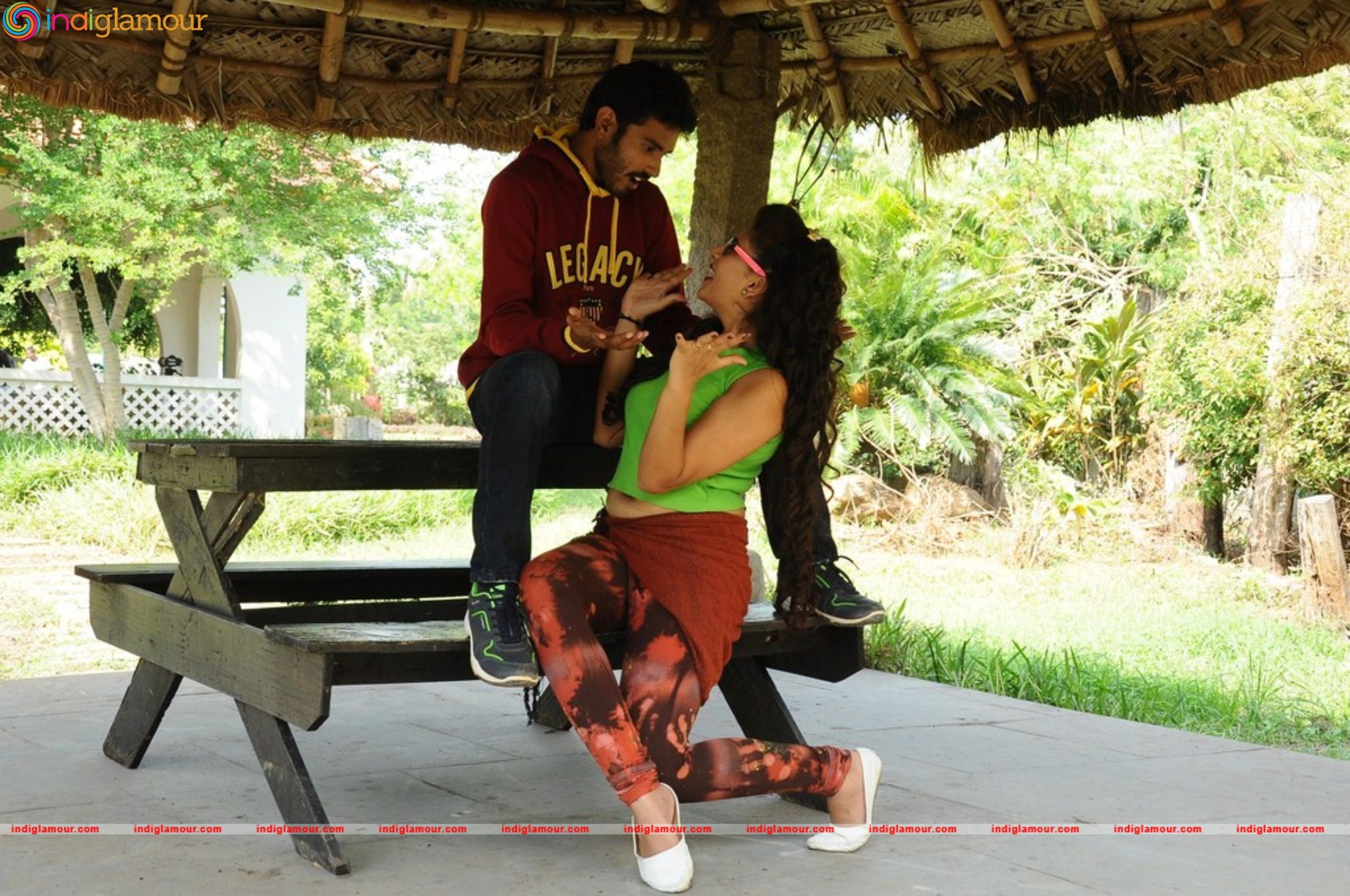 Nee Enna Maayam Seithai Movie Stills Movie hd photo