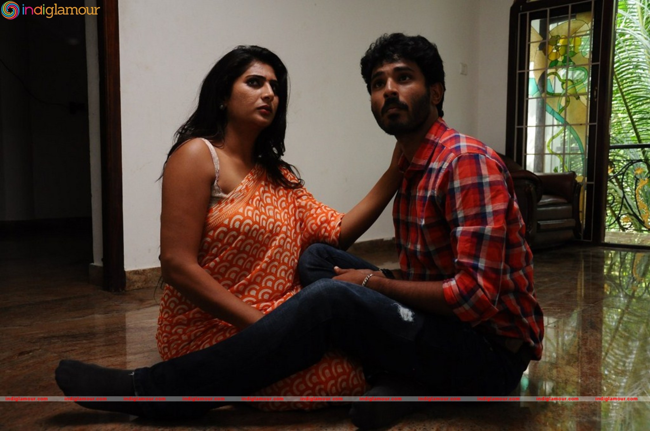 Nee Enna Maayam Seithai Movie Stills Movie hd photo