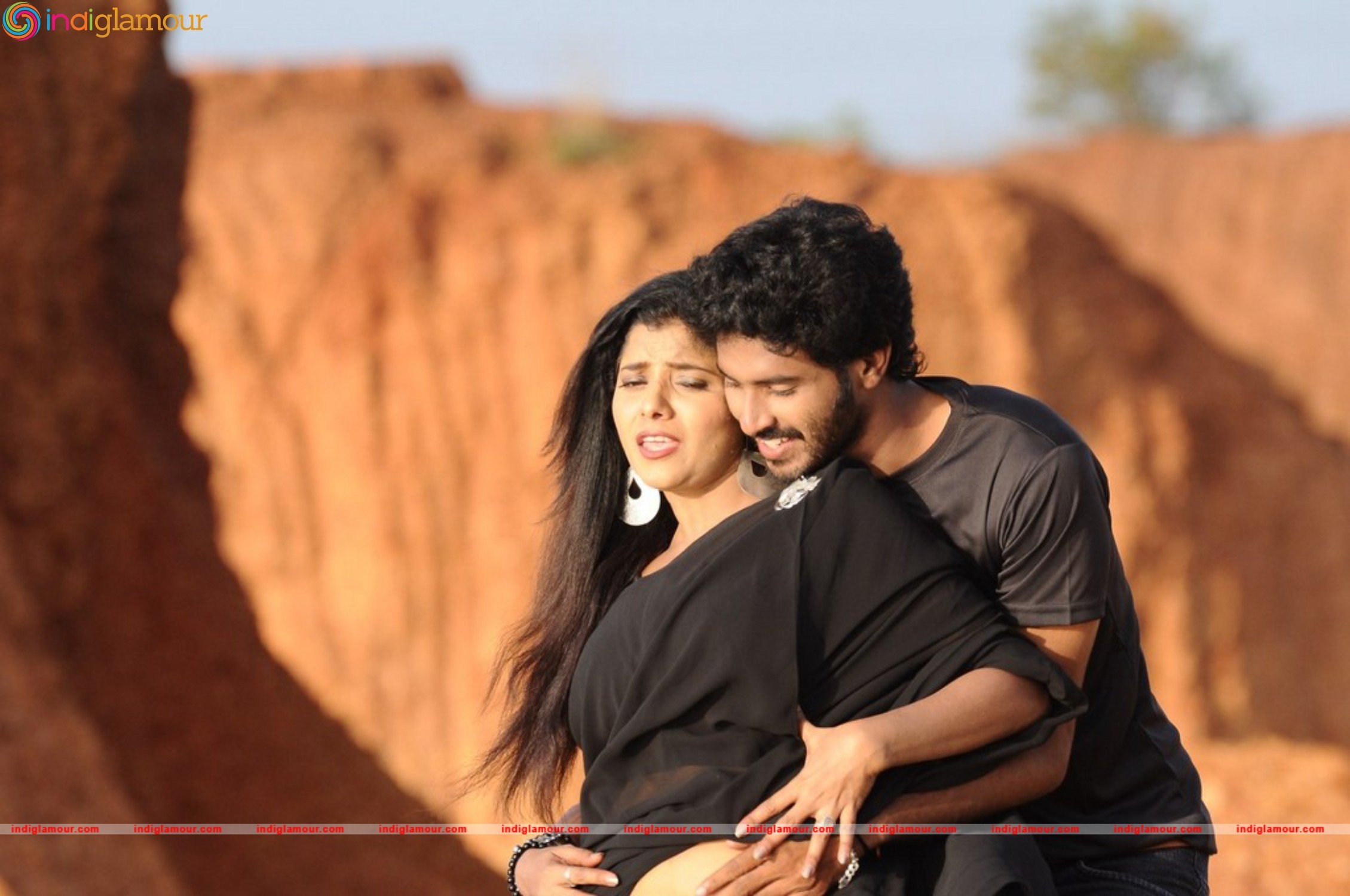 Nee Enna Maayam Seithai Movie Stills Movie hd photo