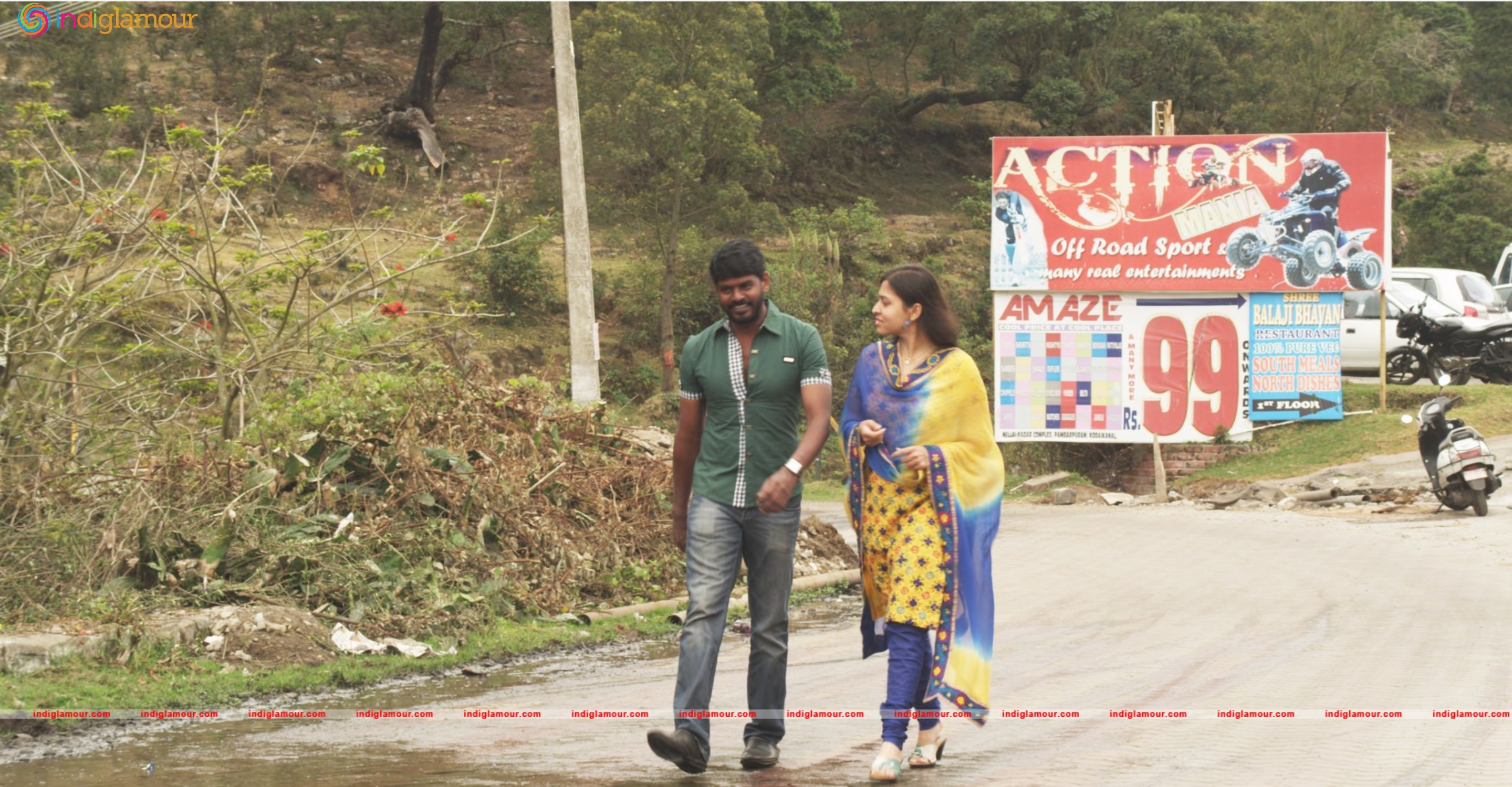 Saalaiyoram Movie hd photo
